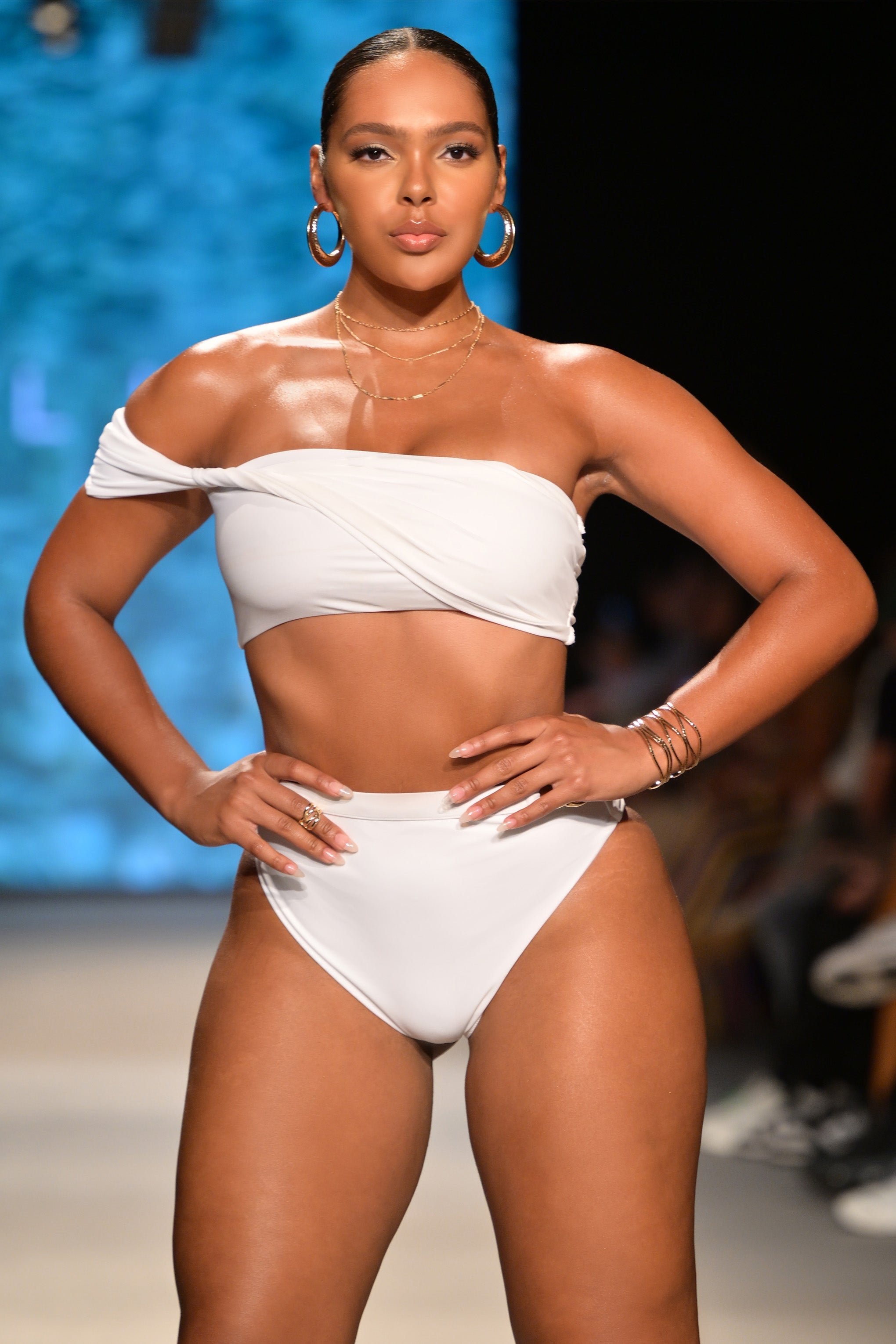Alacakaranlık | Beyaz Drapeli Bandeau Bikini Üstü