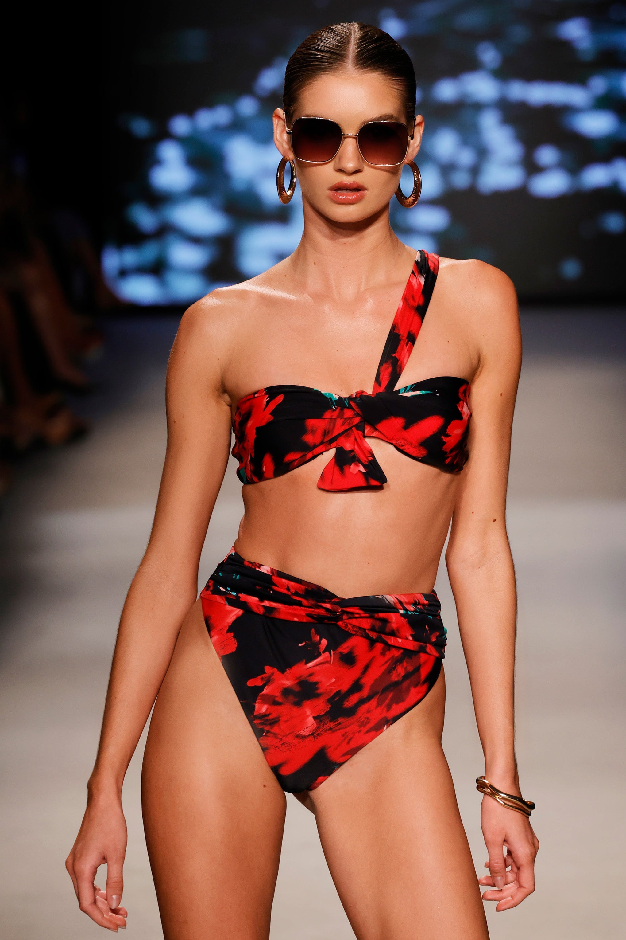 Bowline | Çoklu Baskılı Tek Omuzlu Düğümlü Bikini Üstü