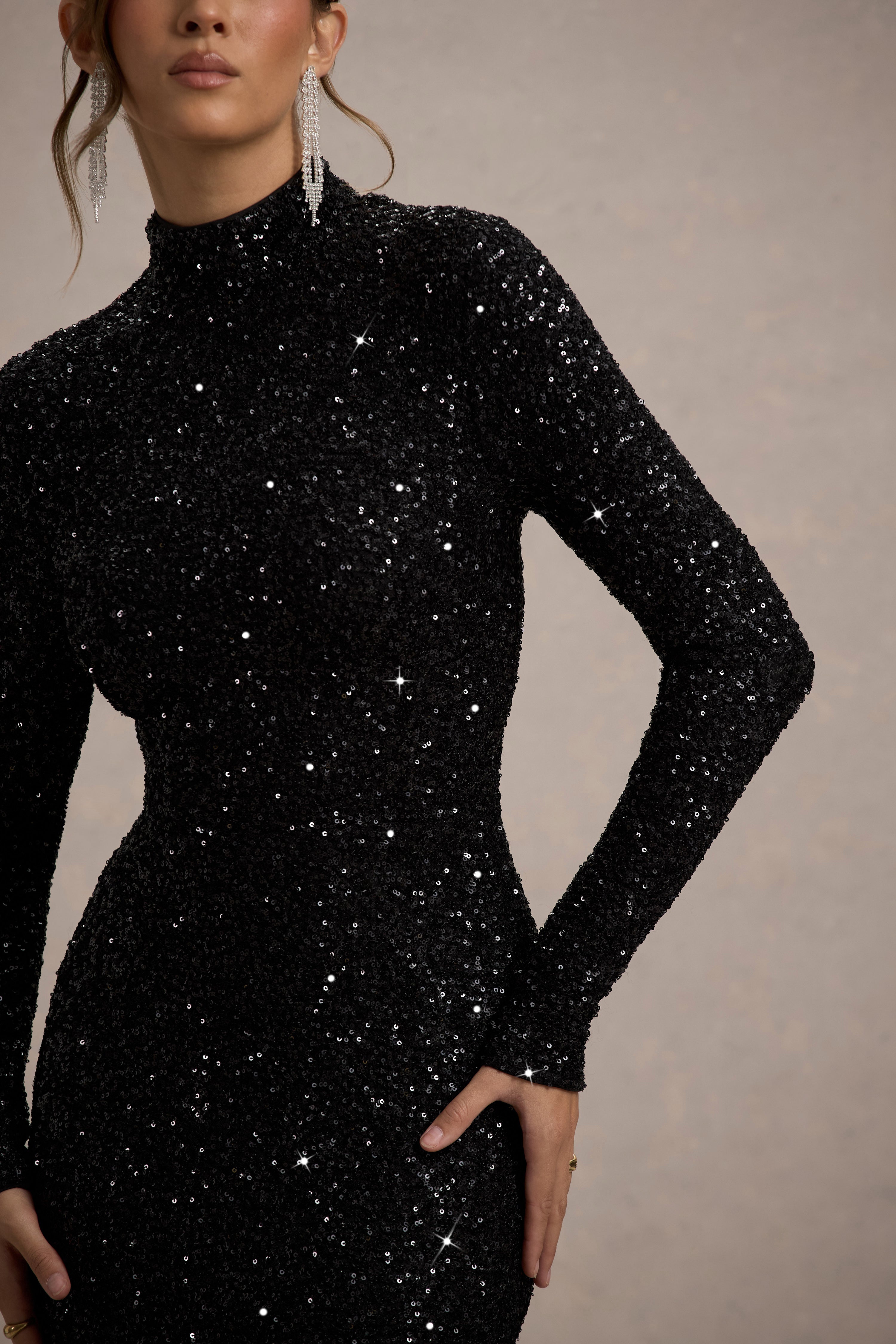 Galaxy | Siyah Pul Payetli Yüksek Yaka Uzun Kollu Maxi Elbise