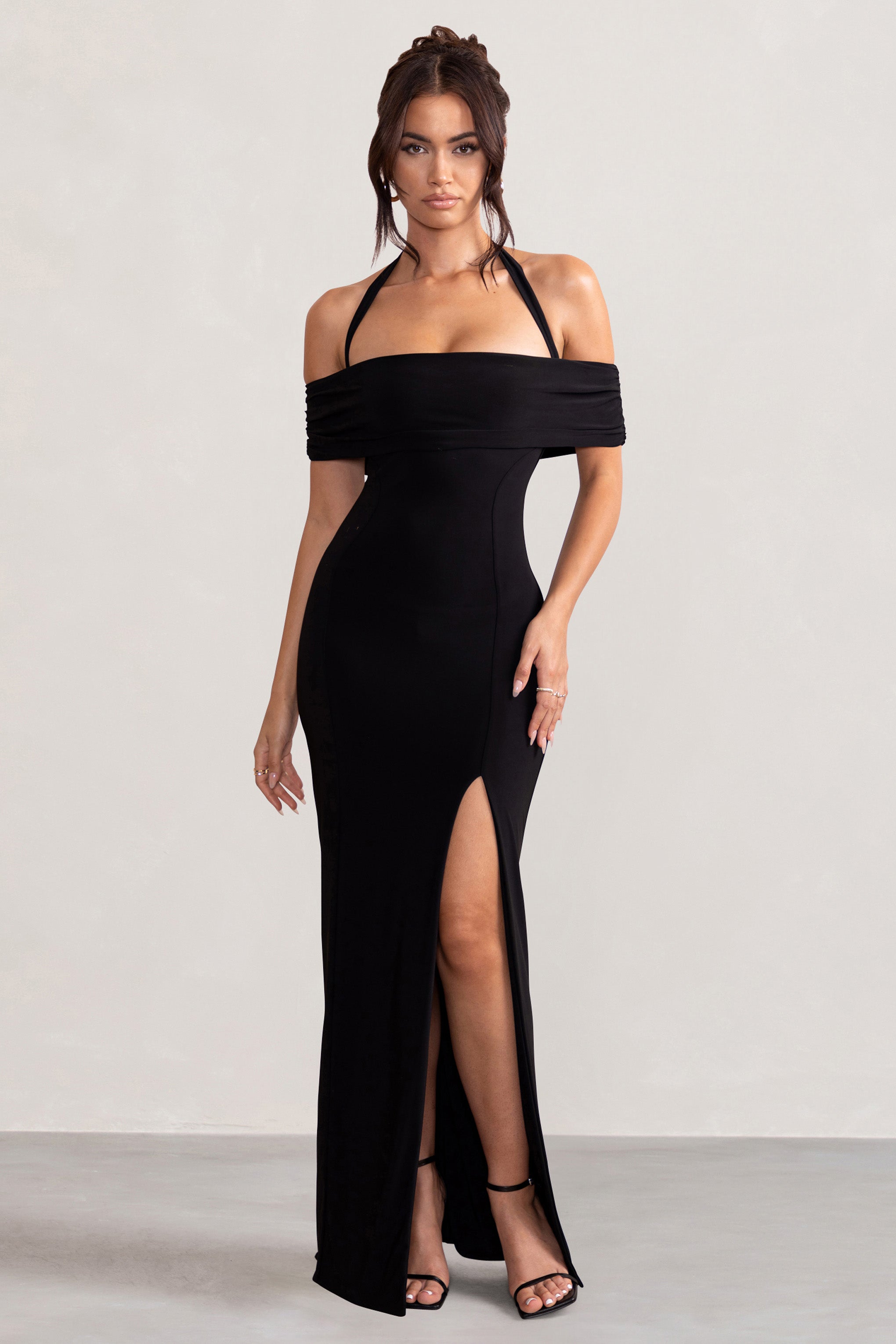 Anisa | Siyah Halter Yaka Bardot Maxi Elbise ile Bacak Yırtmaçlı