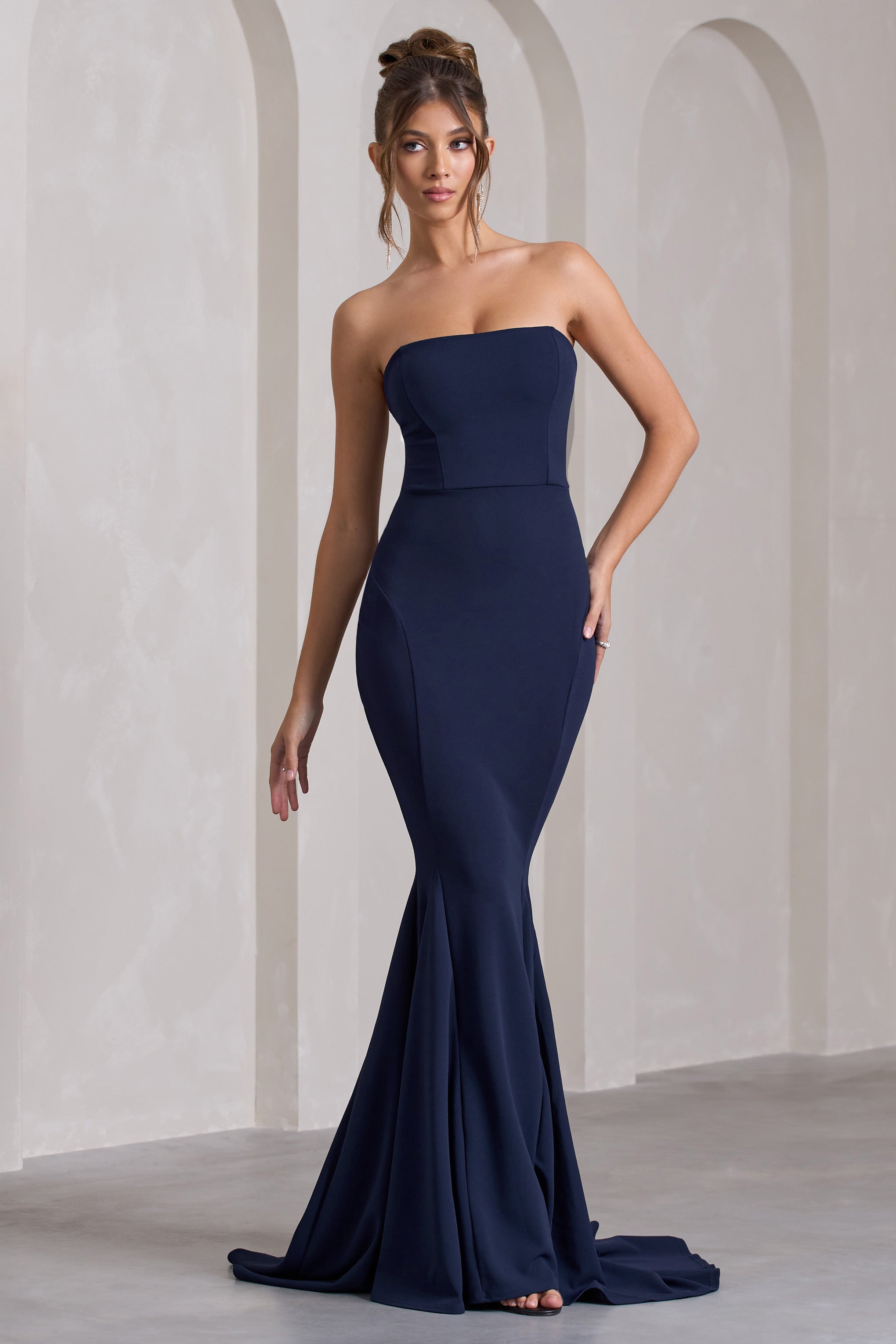 Beni Etkile | Lacivert Straplez Bandeau Fishtail Maxi Elbise