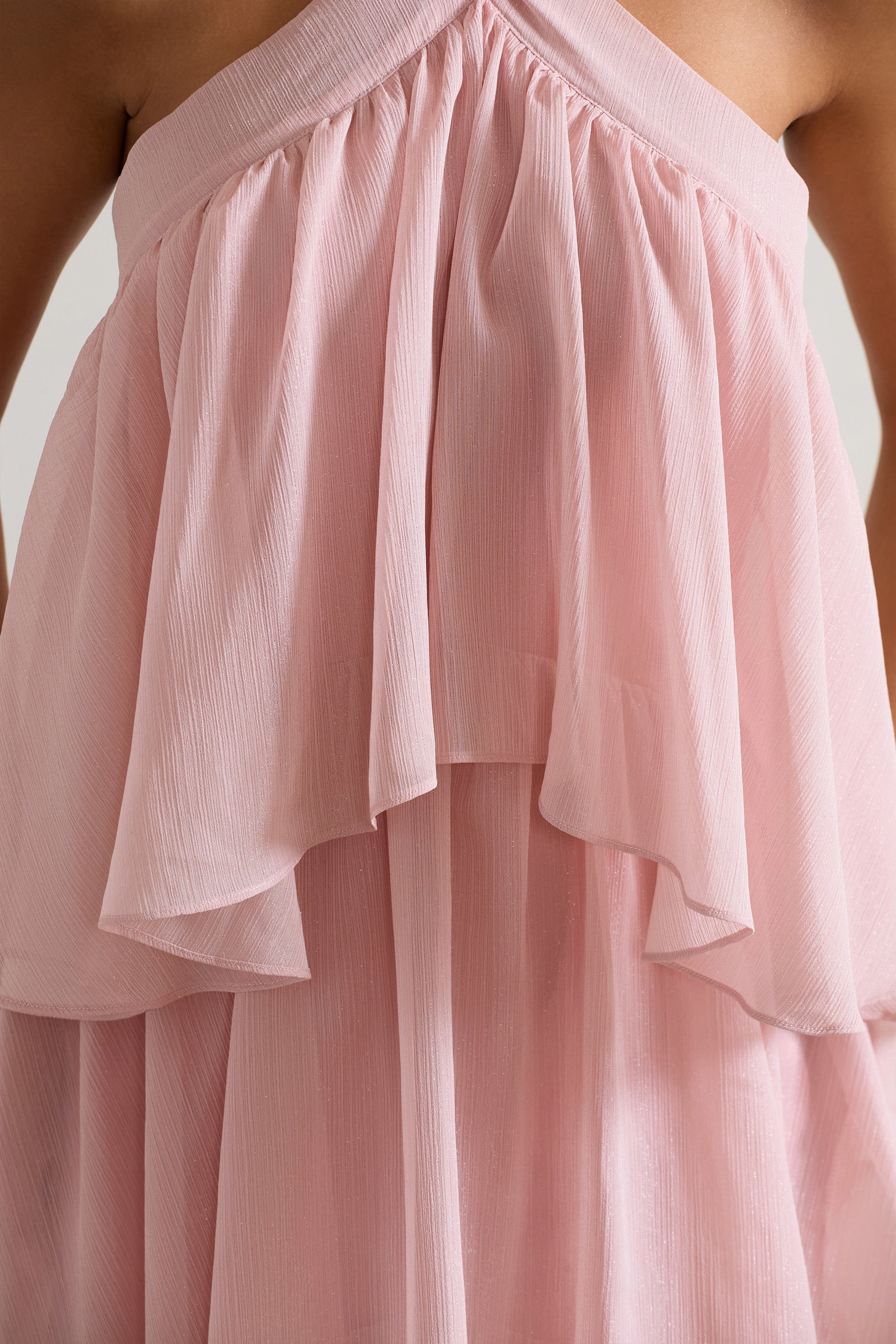 Kassiah | Açık Pembe Halter Yaka Ruffle Maxi Elbise