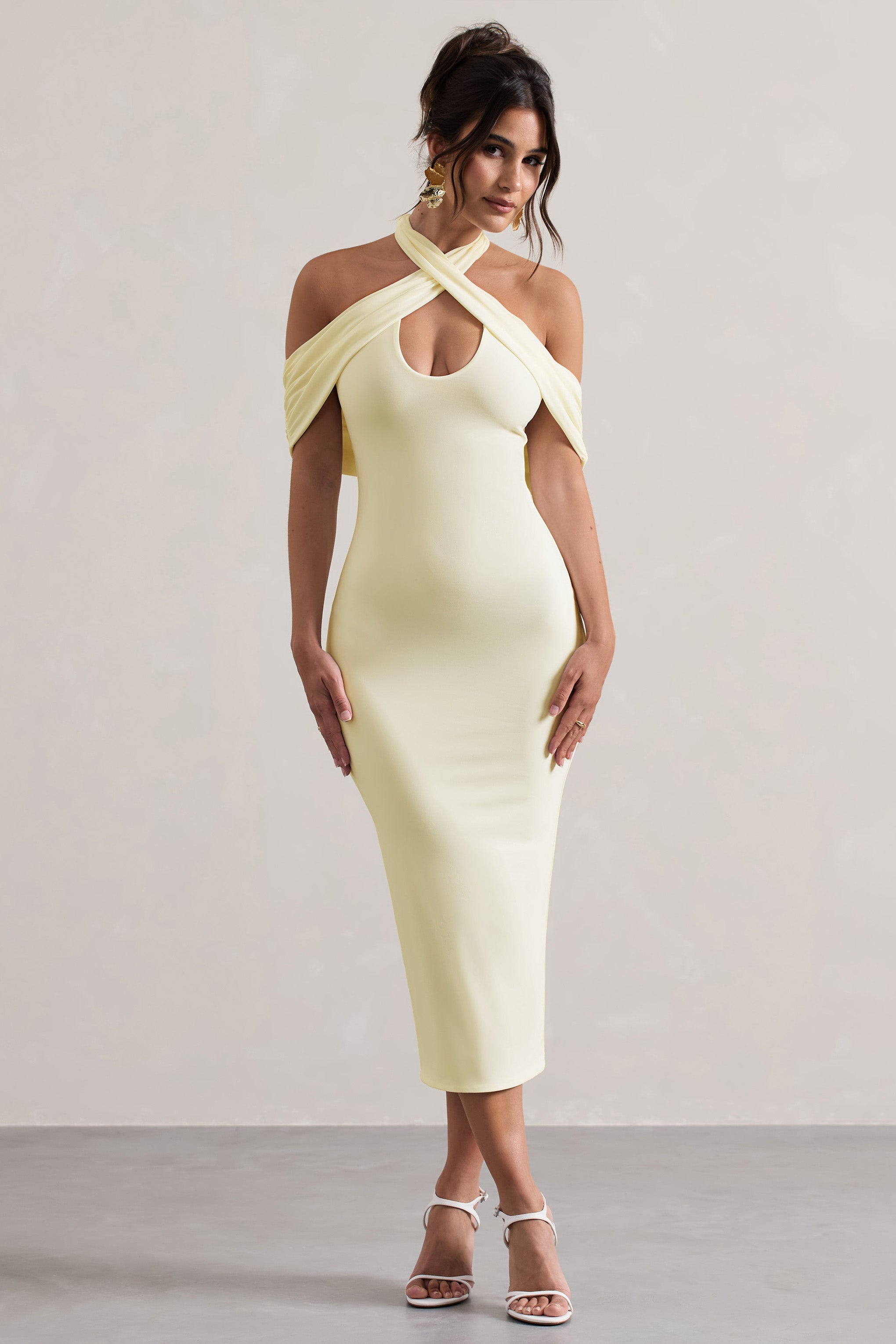 Bağlantı | Krem Renk Bodycon Halter Yaka Midi Elbise Kesik Detaylı