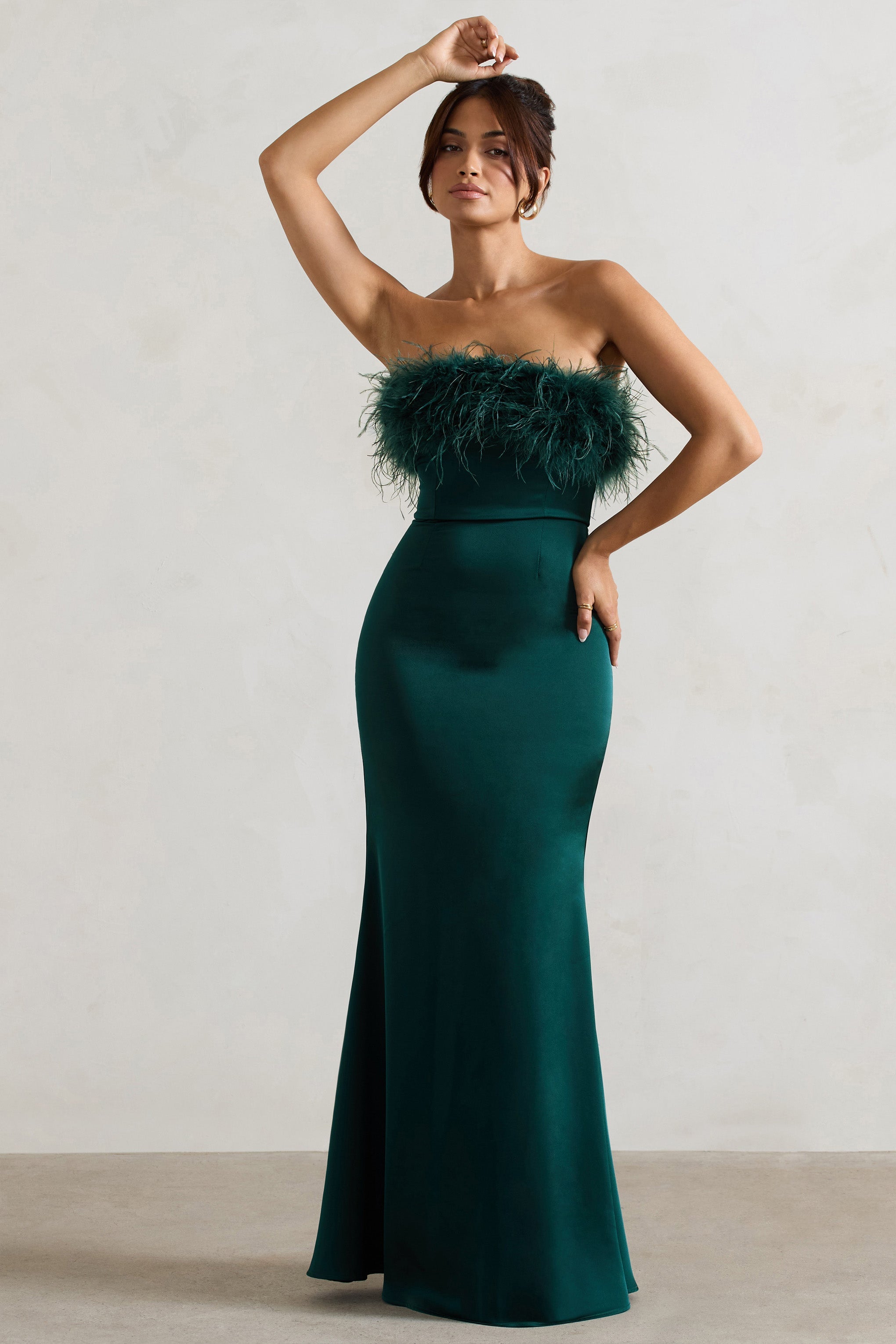 Özel Günler İçin Elbise | Şişe Yeşili Saten Tüy Detaylı Bandeau Maxi Elbise
