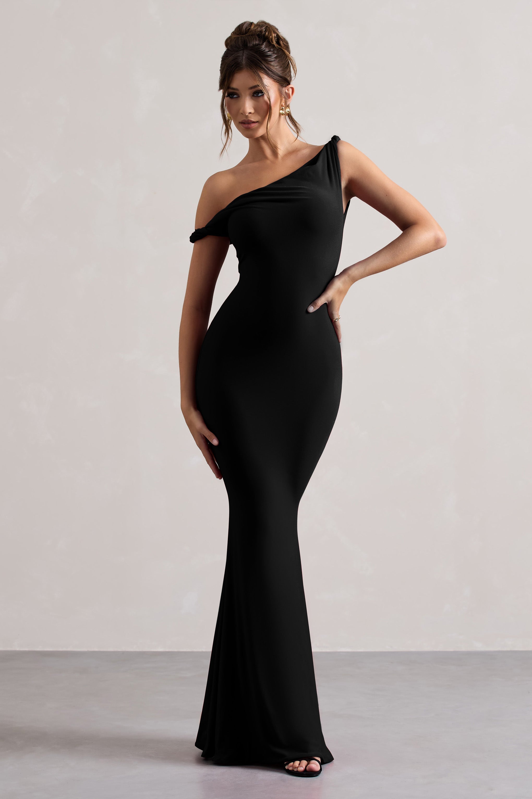 Lita | Siyah Kıvrımlı Asimetrik Maxi Elbise
