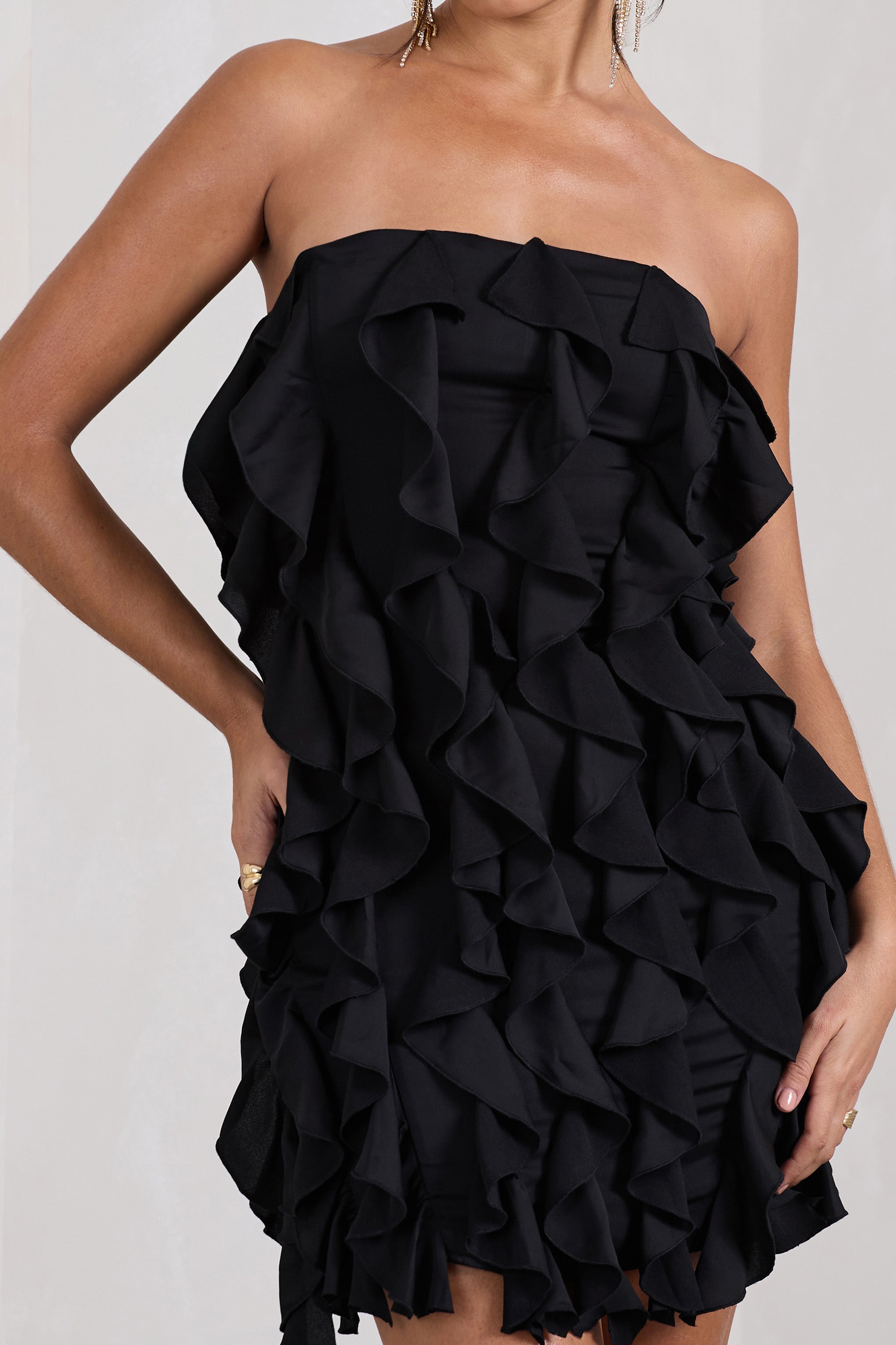 It Kızı | Volanlı Siyah Bandeau Bodycon Mini Elbise