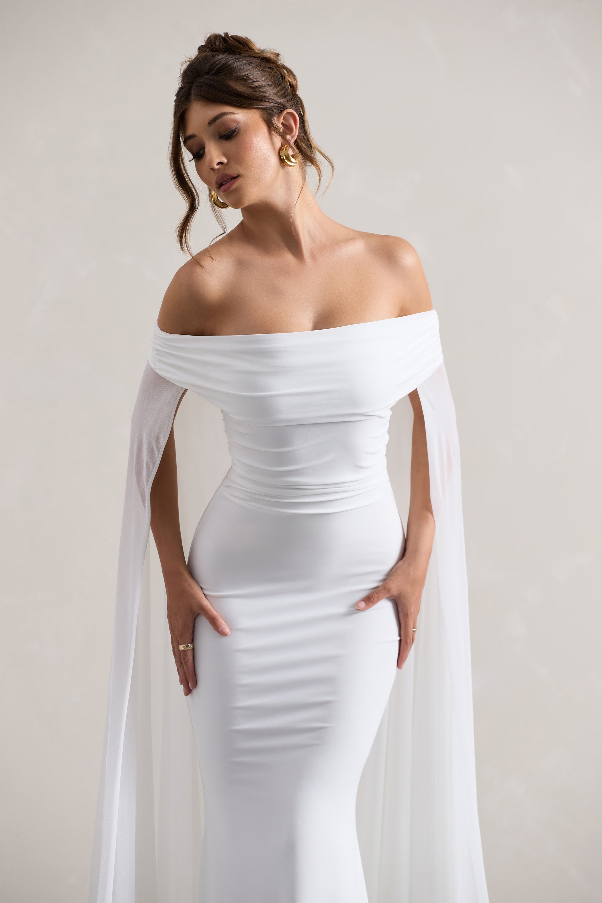 Carlotta | Şifon Pelerinli Beyaz Bardot Maxi Elbise