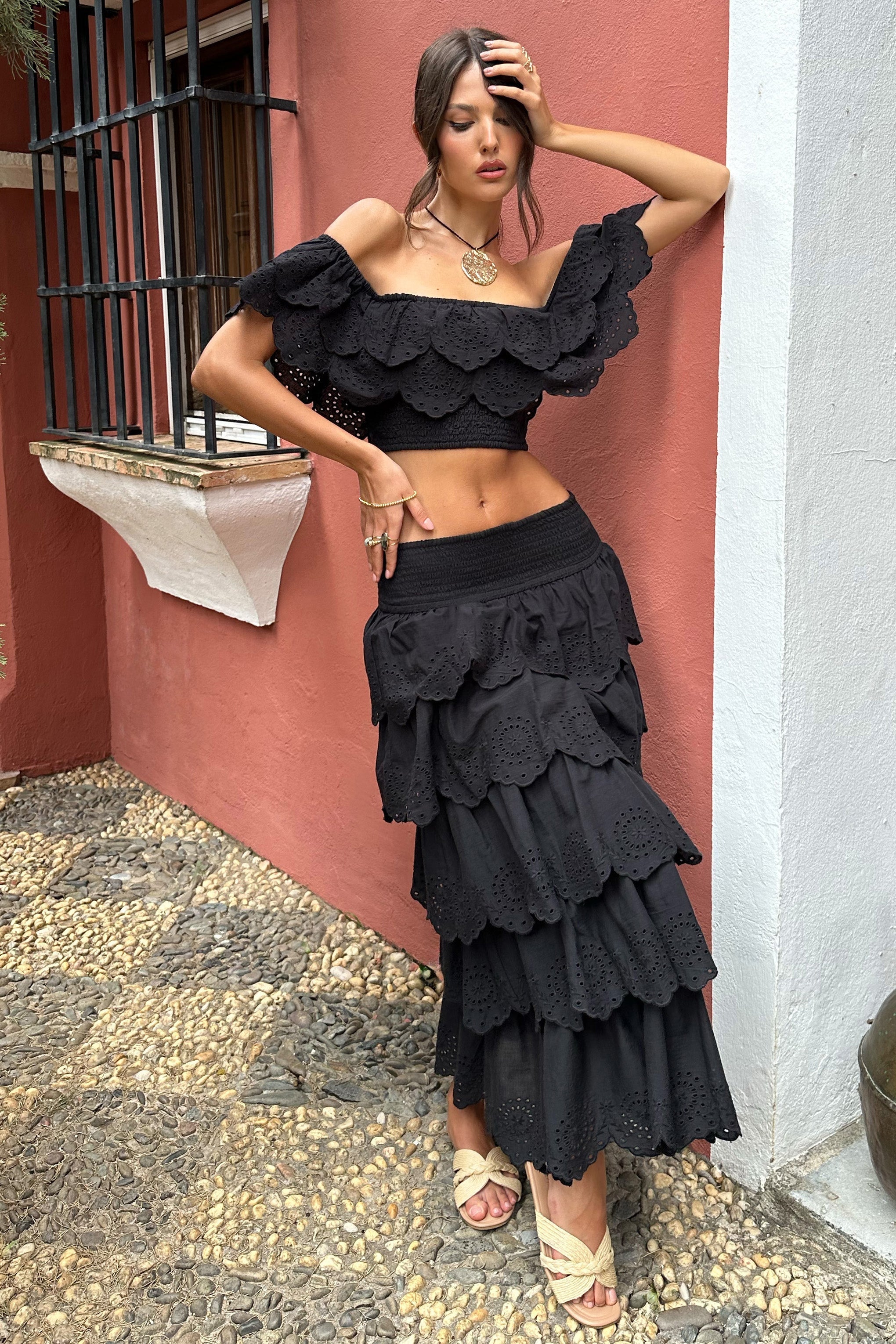 Büyüleyici | Siyah Broderie Ruffled Bardot Kısa Üst