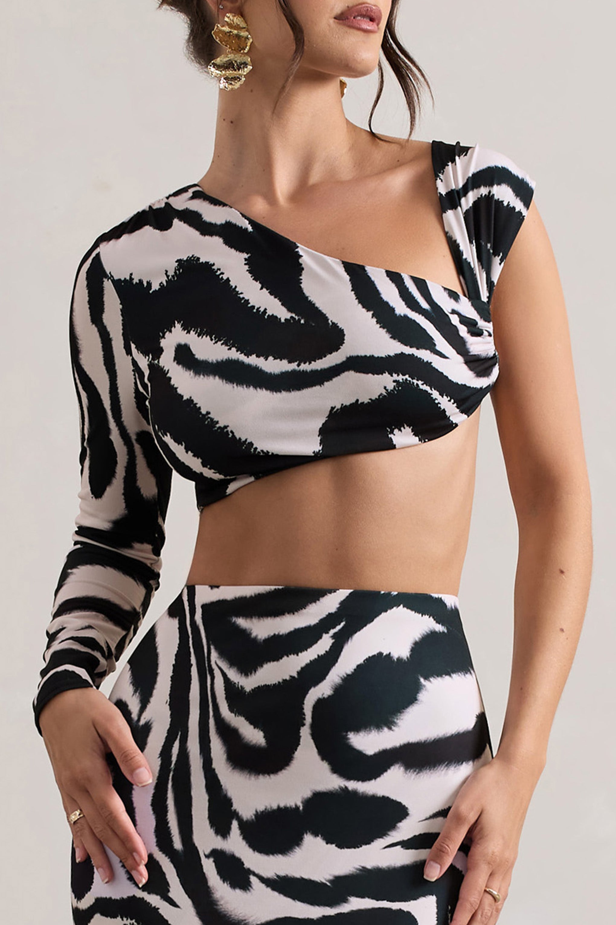 Agalia | Zebra Desenli Ruched Asimetrik Tek Kol Crop Üst