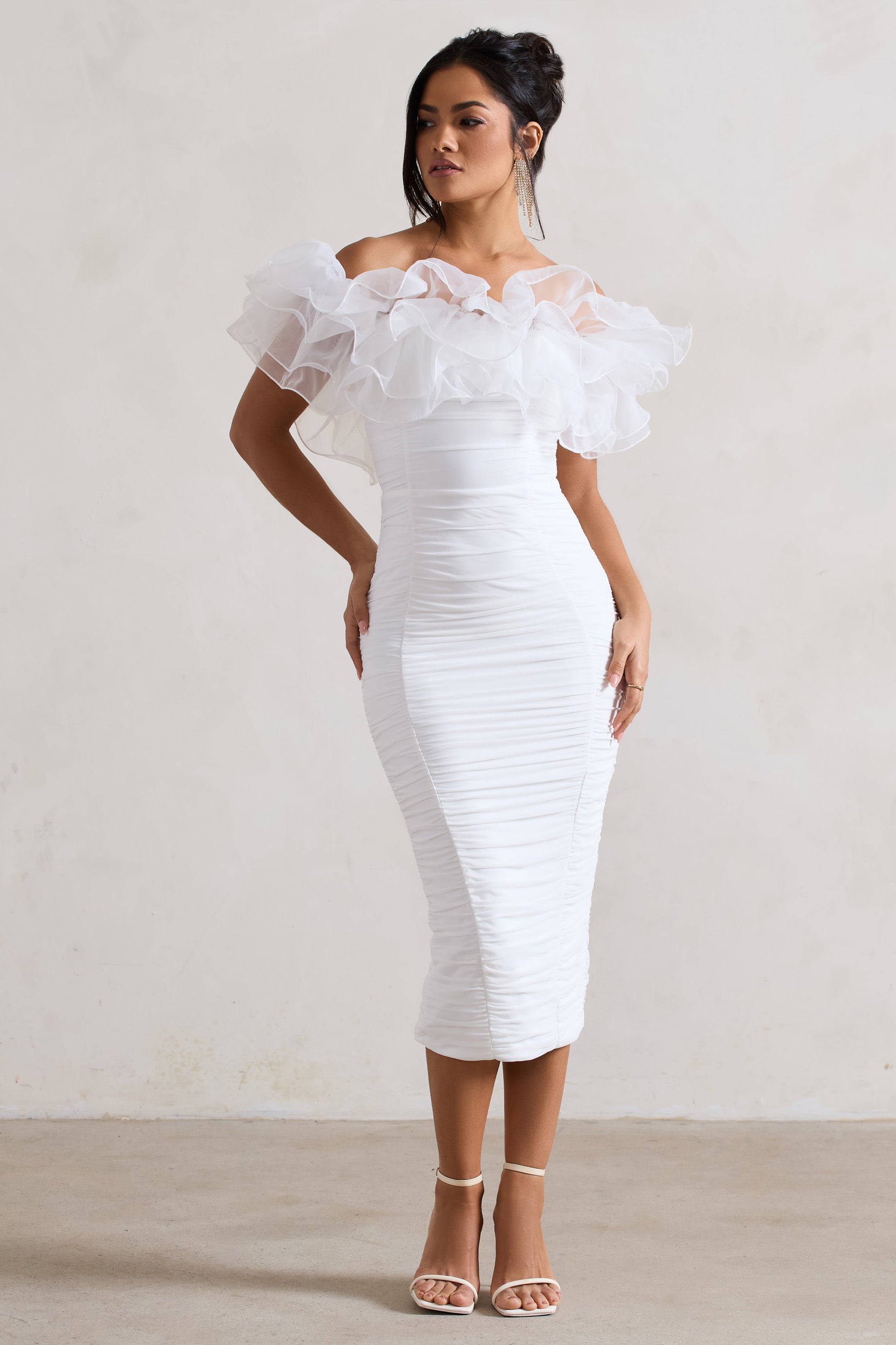 Kadınsı | Organza Detaylı Beyaz Fırfırlı Midi Elbise