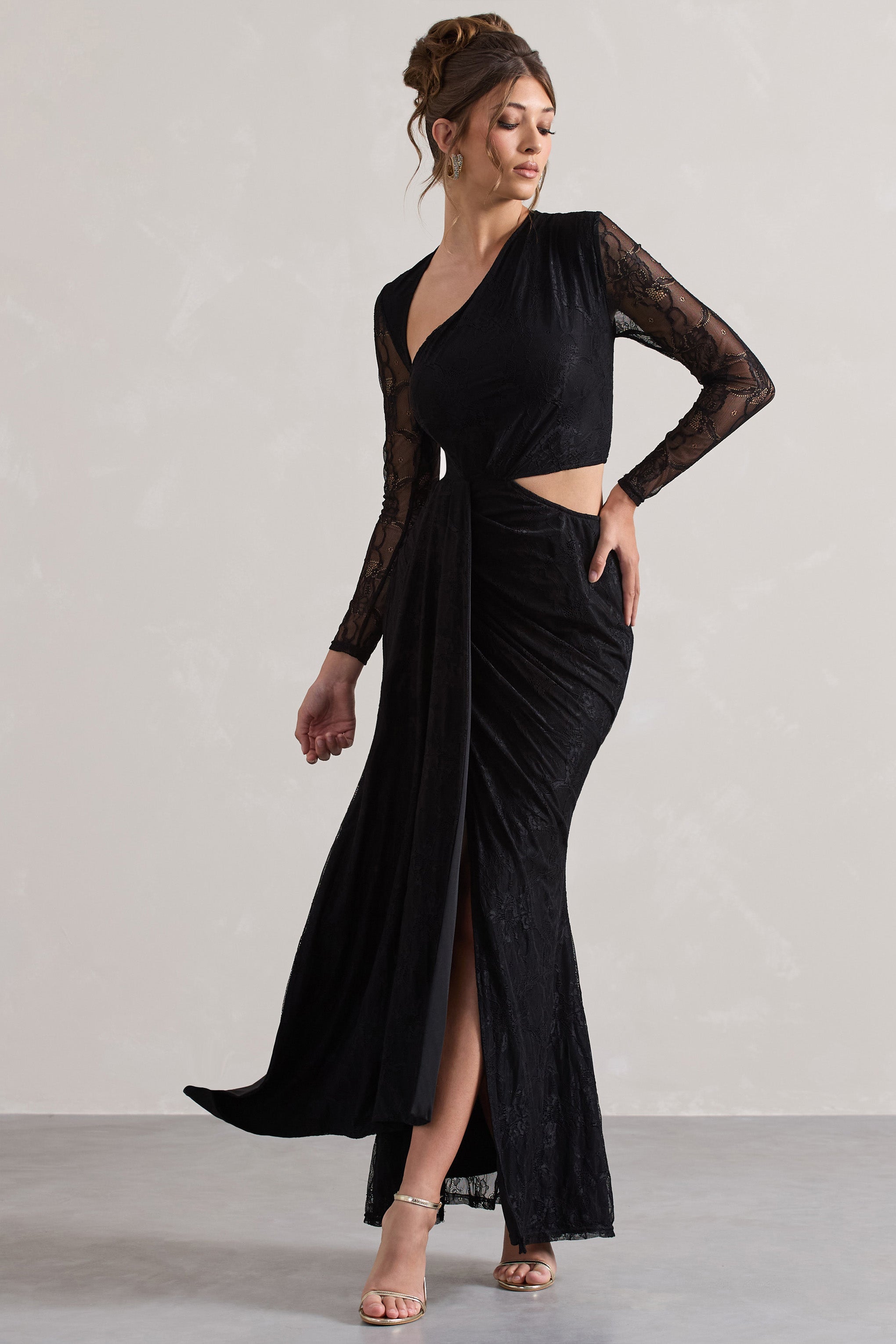 Chantilly | Siyah Dantel Asimetrik Kesim Drapeli Maxi Elbise