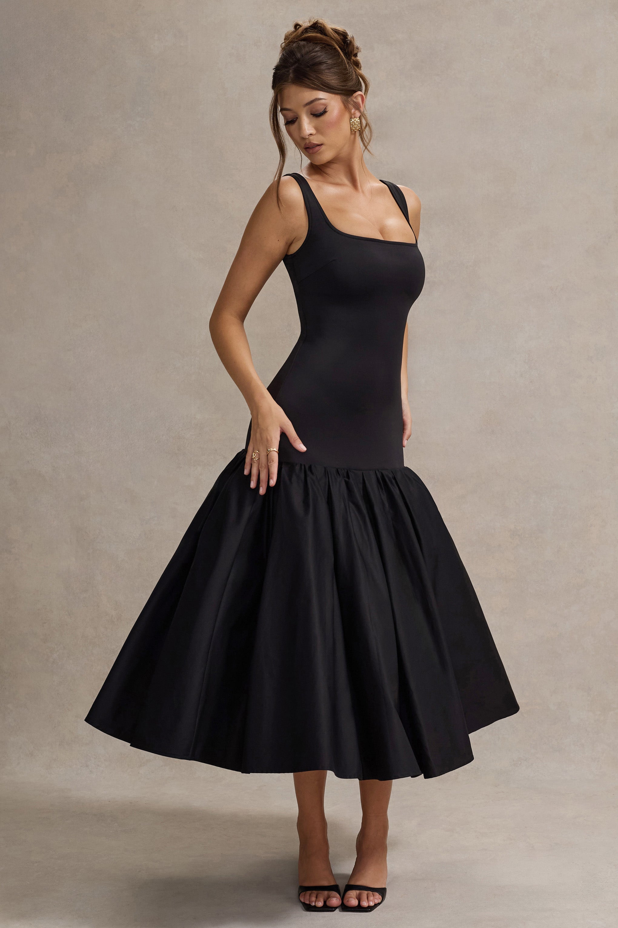 Parida | Peplum Etekli Siyah Poplin Düşük Bel Midi Elbise
