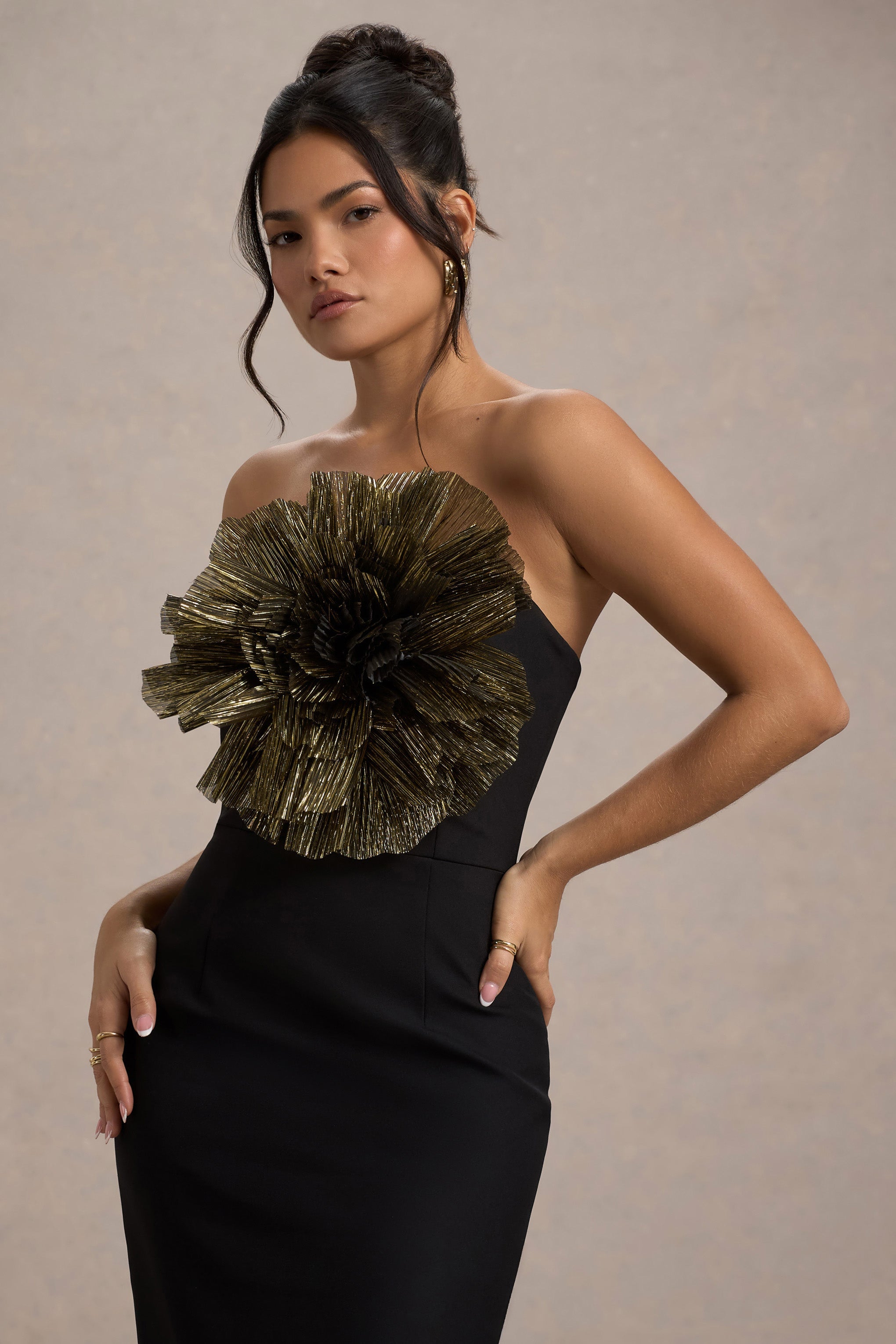 Moya | Siyah & Altın Korsaj Detaylı Bodycon Midi Elbise