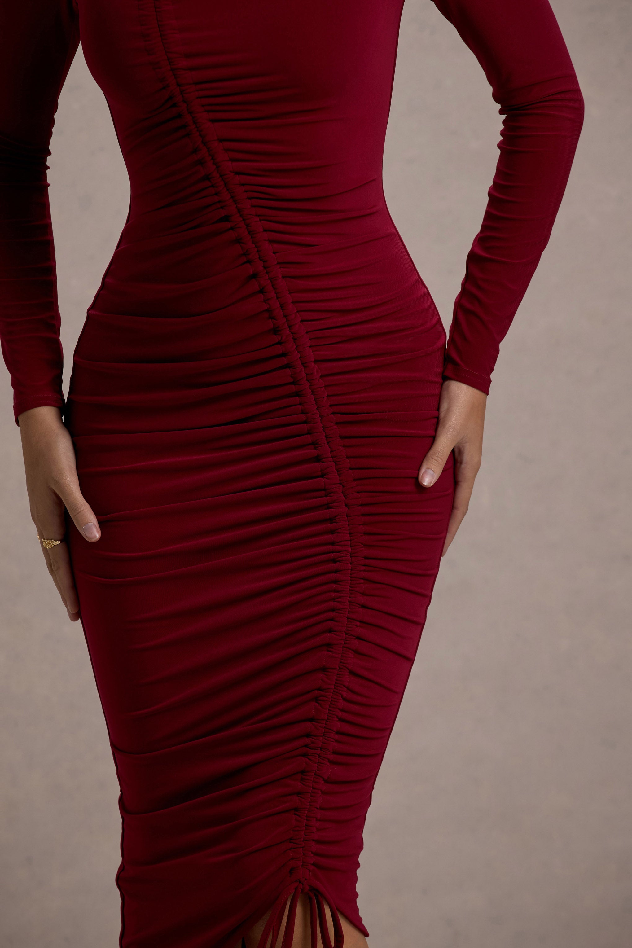 Lilia | Berry Ruched Asimetrik Midi Elbise