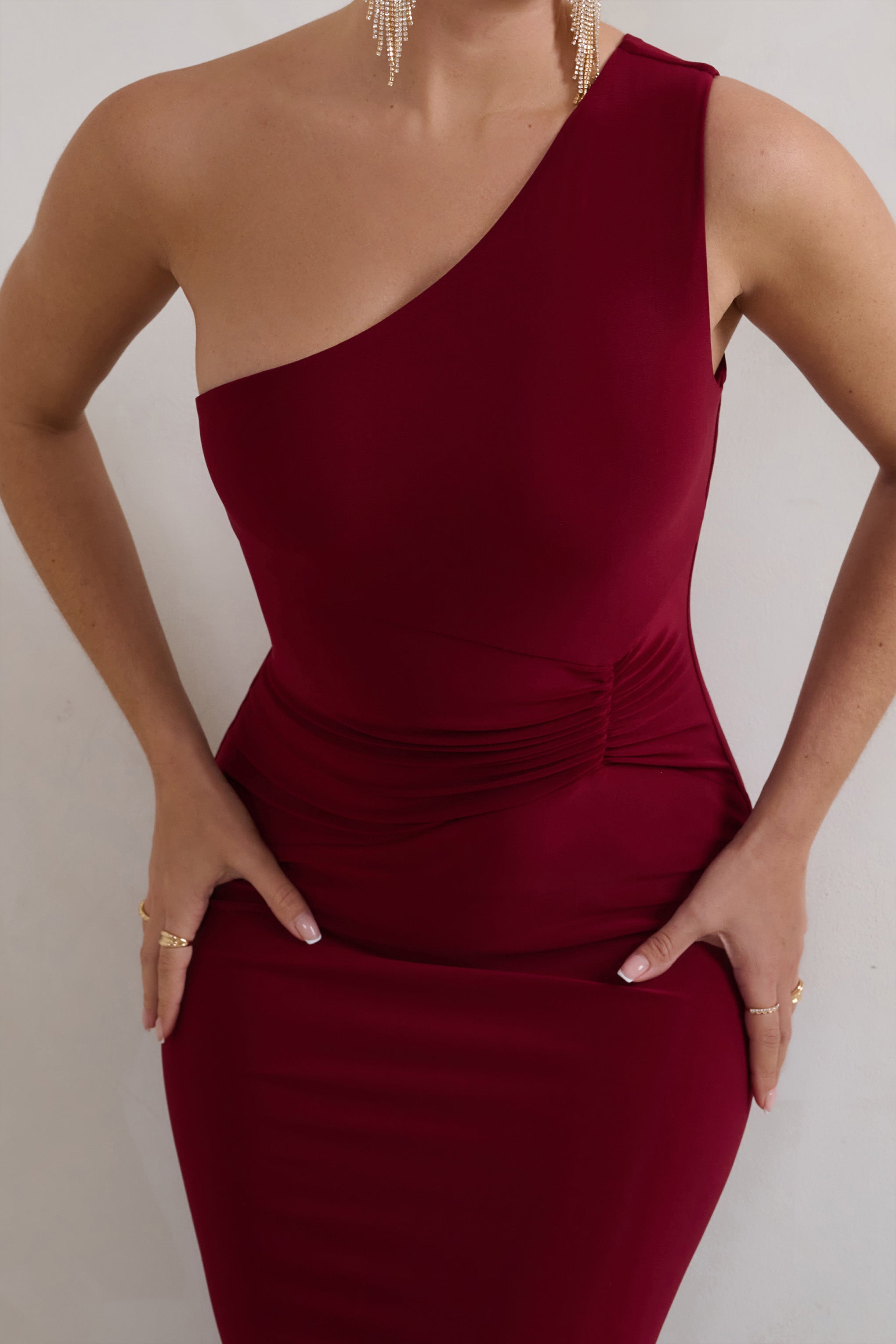 Kary | Berry Tek Omuzlu Yırtmaçlı Maxi Elbise