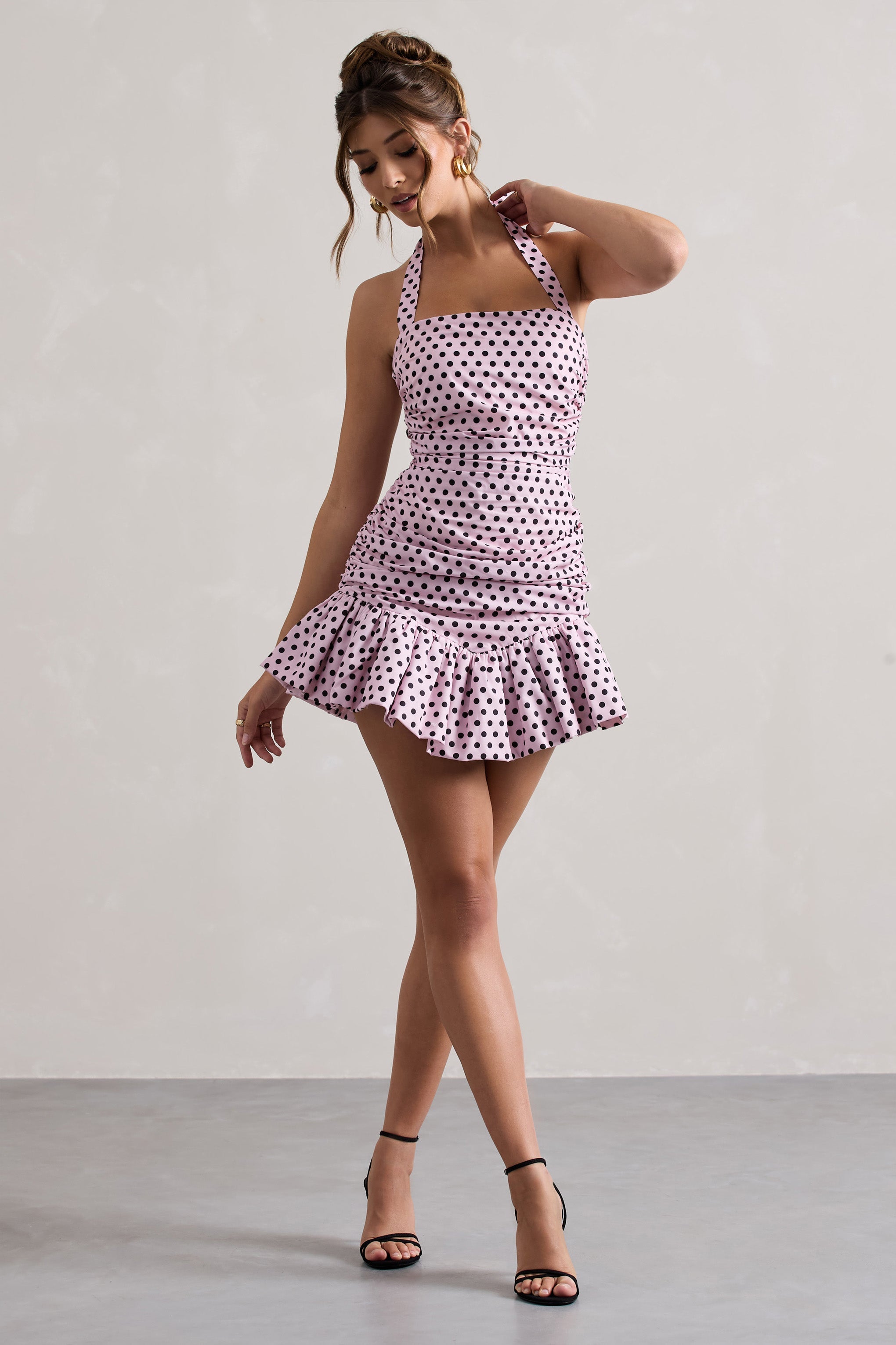 Zahra | Pembe & Siyah Puantiye Desenli Halter Yaka Volanlı Mini Elbise