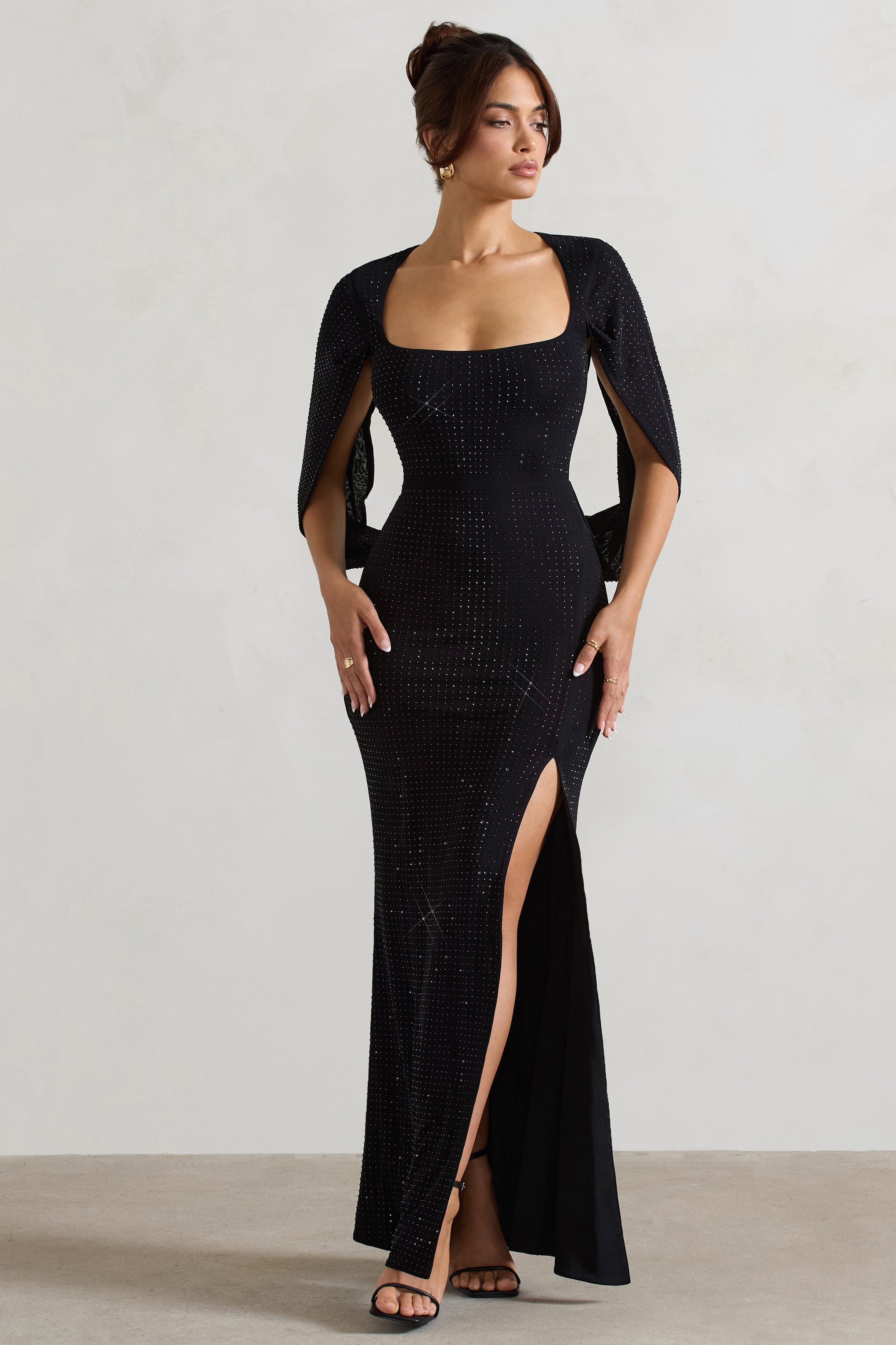 Broadway | Siyah Taş İşlemeli Fishtail Maxi Elbise Pelerin Kolları ile