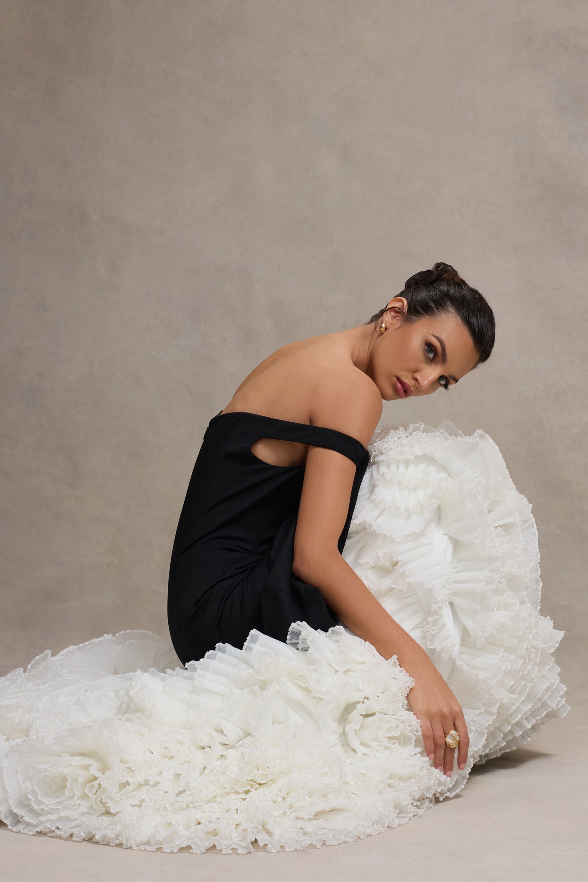 En Harika | Siyah & Krem Bardot Maxi Elbise Tül Etekli