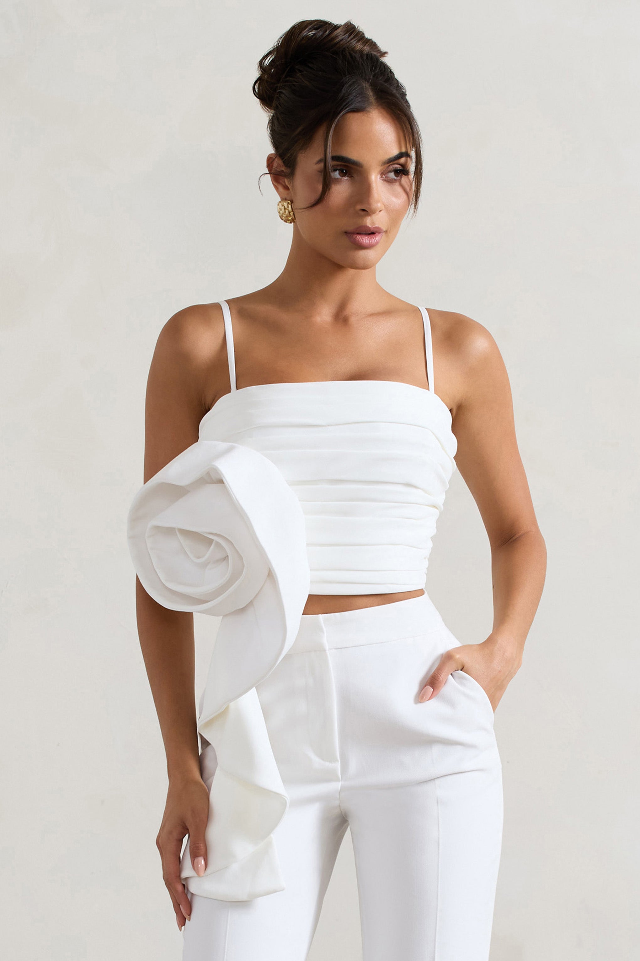 Whirlwind | Oversize Volan Detaylı Beyaz Askılı Bluz