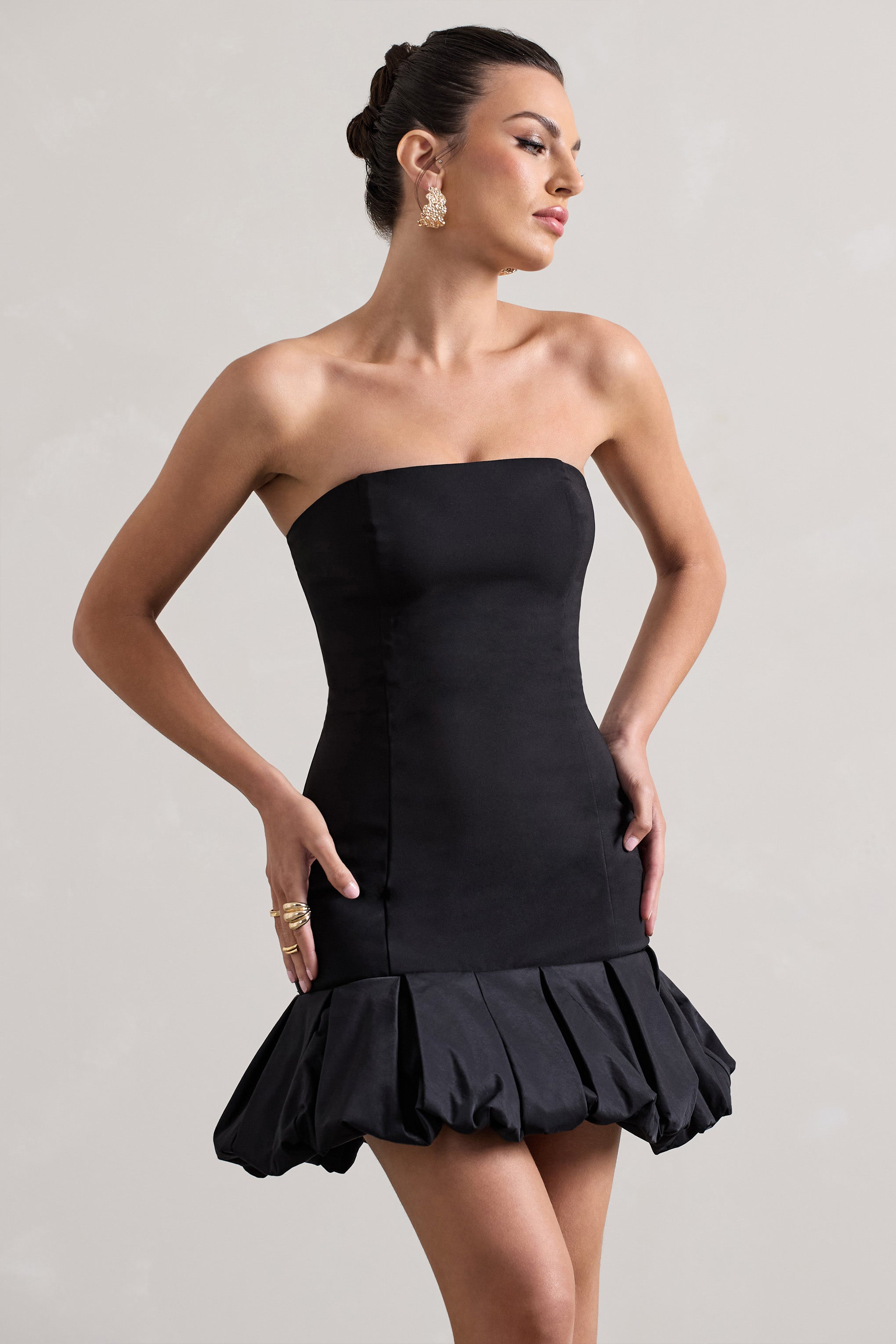 Liscia | Volanlı Siyah Bandeau Mini Elbise