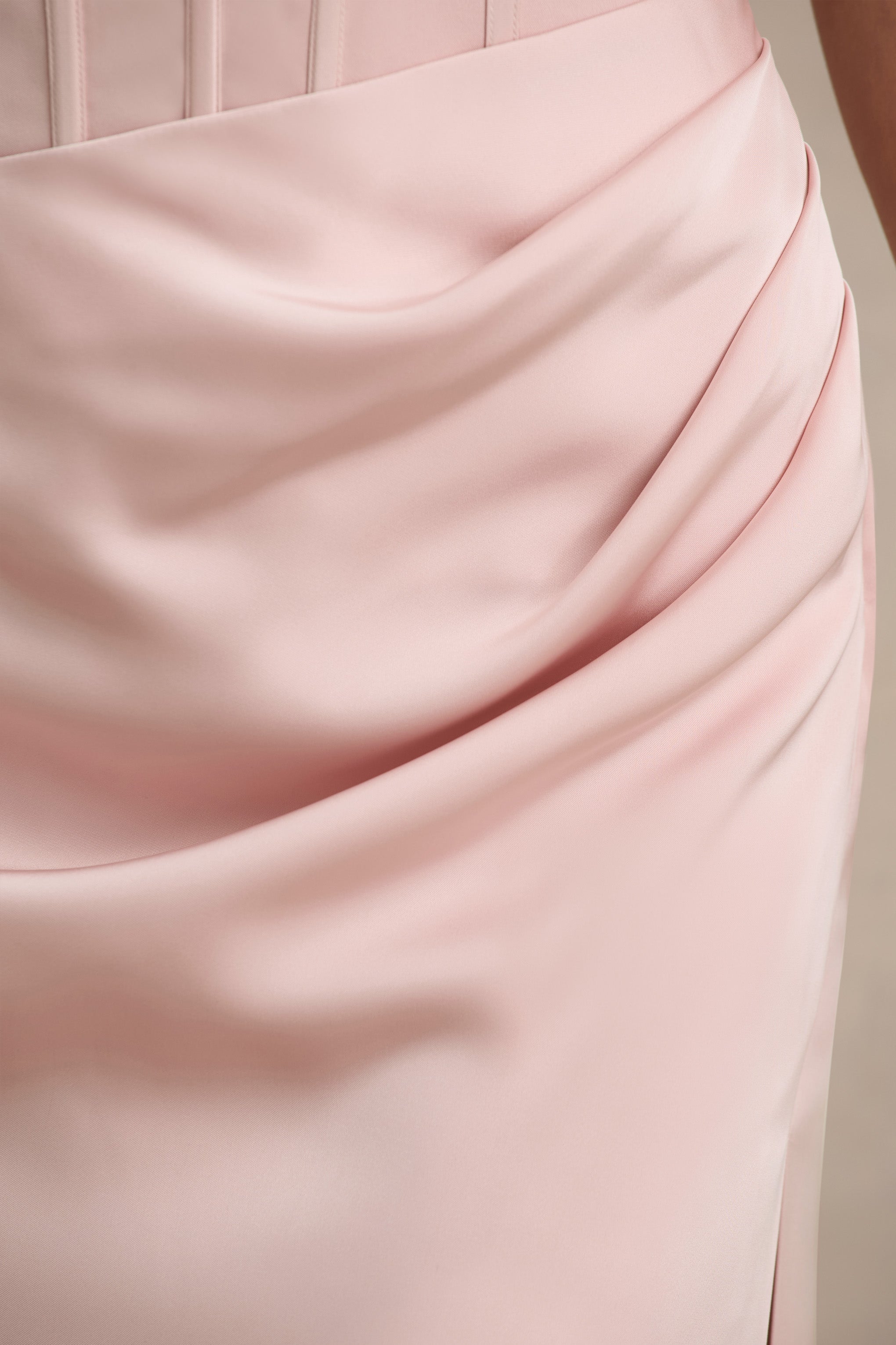 Joseline | Soluk Pembe Saten Korse Sarma Maxi Elbise Şal ile