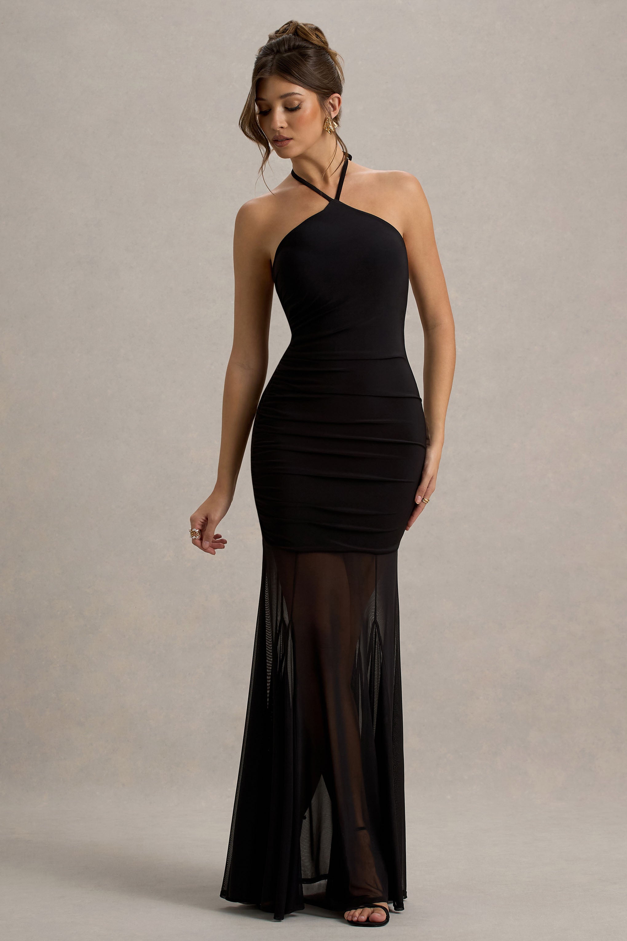 Sonya | File Etekli Siyah Halter Yaka Maxi Elbise