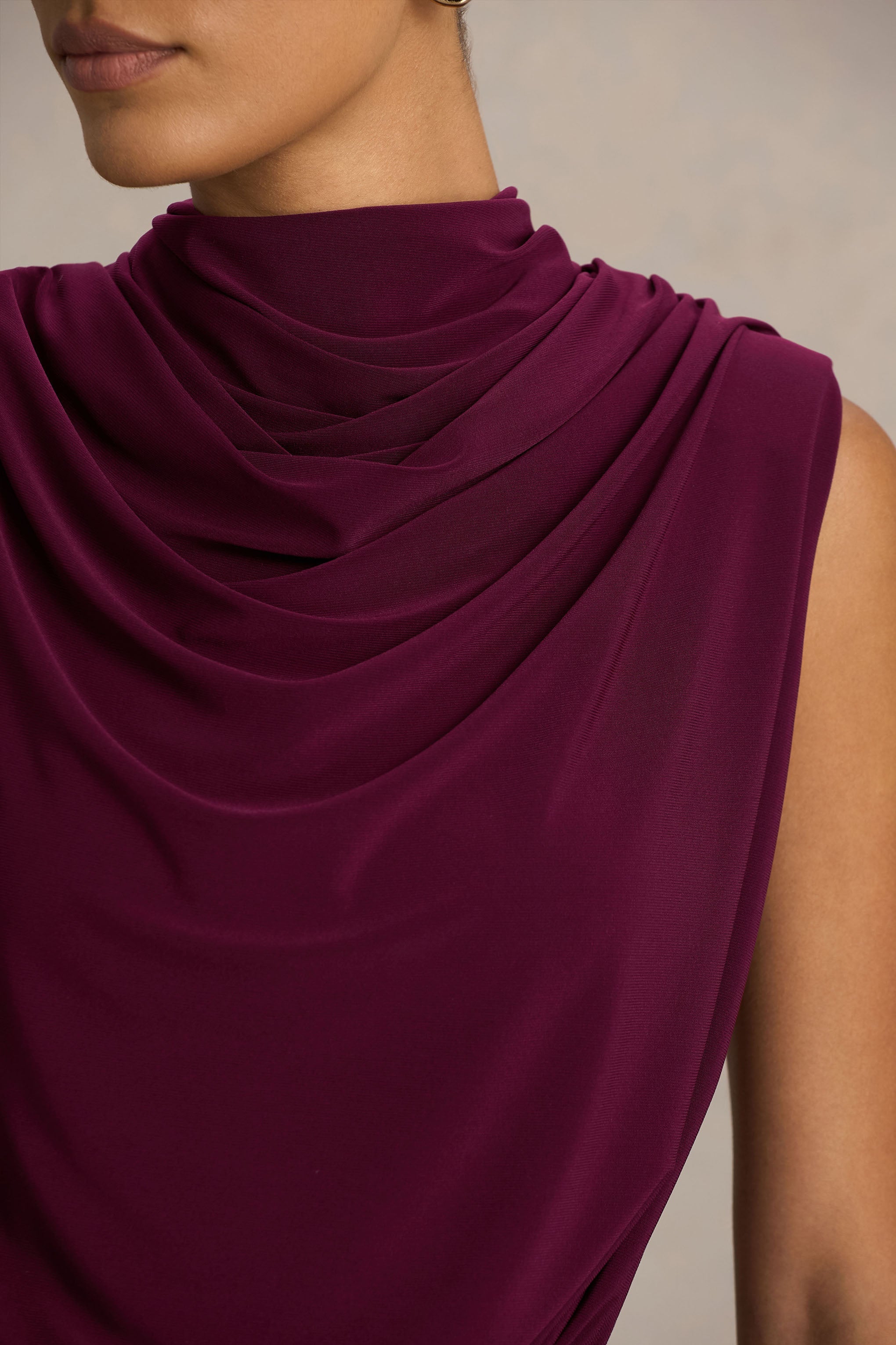 Hermia | Bordo Yüksek Yaka Midi Elbise