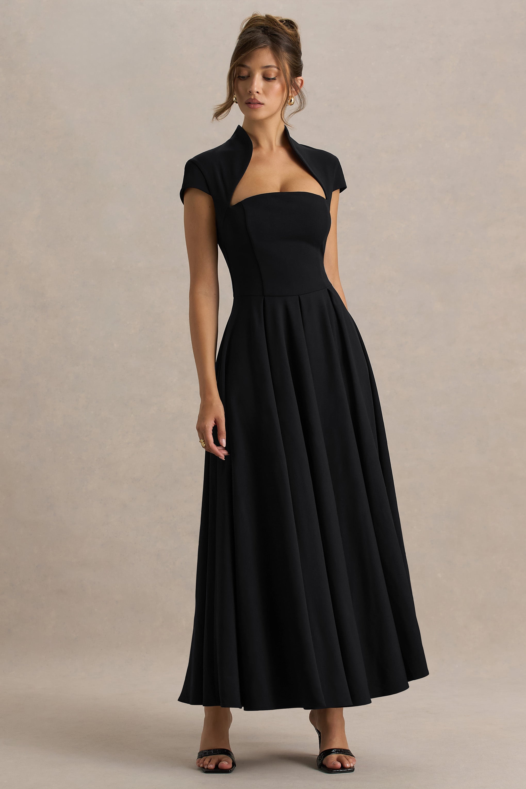 Scarlett | Siyah Asimetrik Yaka Maxi Elbise