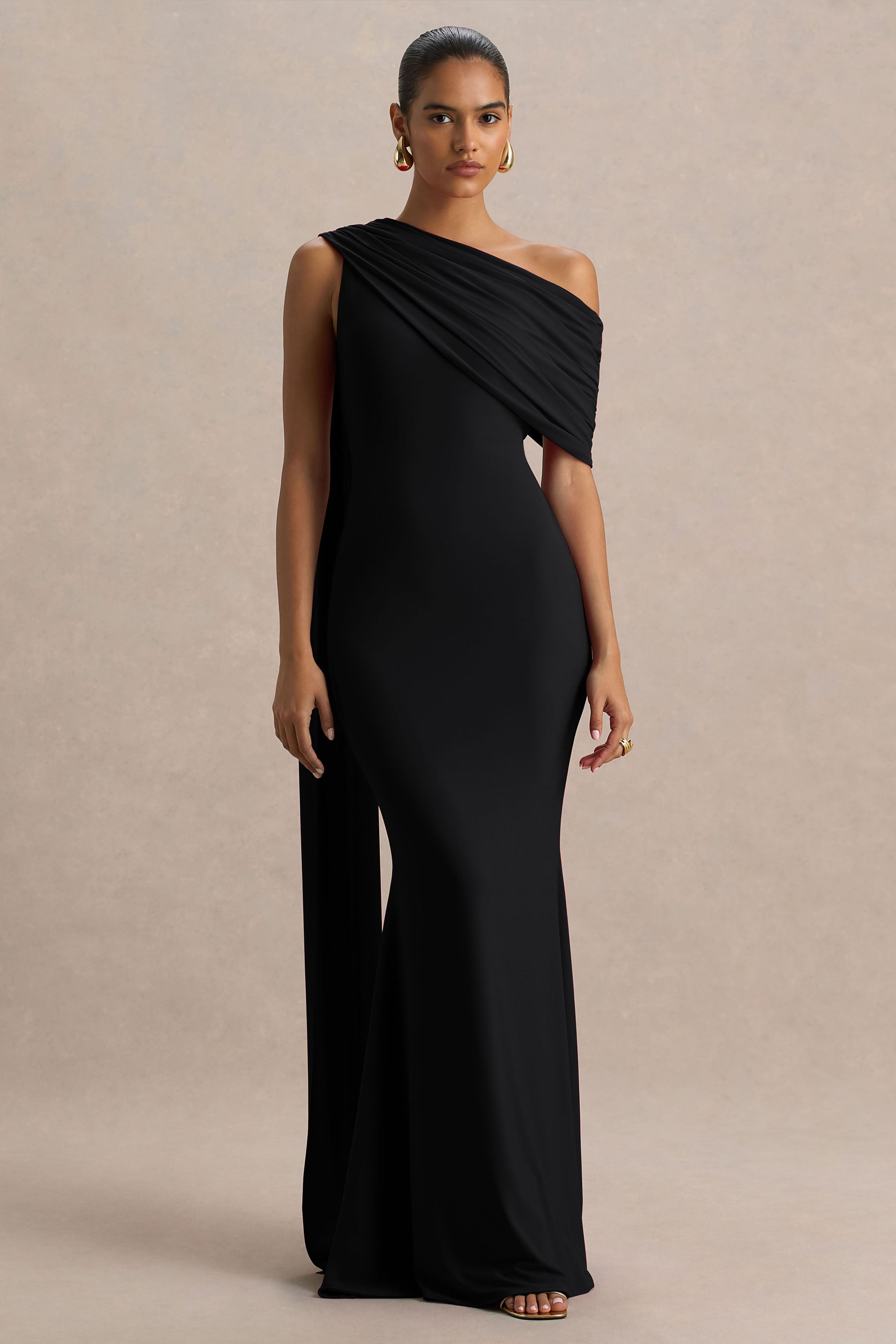 Zendaya | Siyah Asimetrik Yaka Kuşak Detaylı Fishtail Maxi Elbise