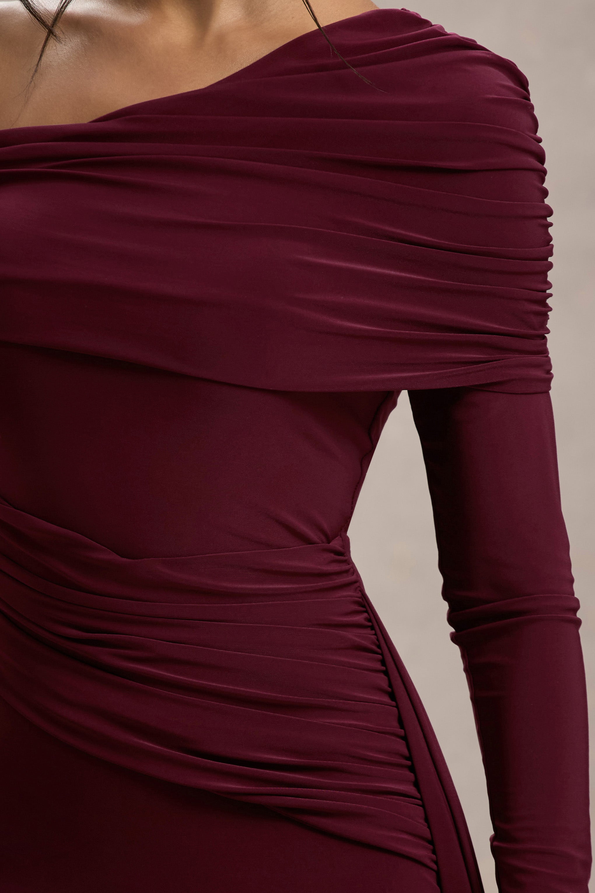 Valina | Bordo Fırfırlı Asimetrik Maxi Elbise