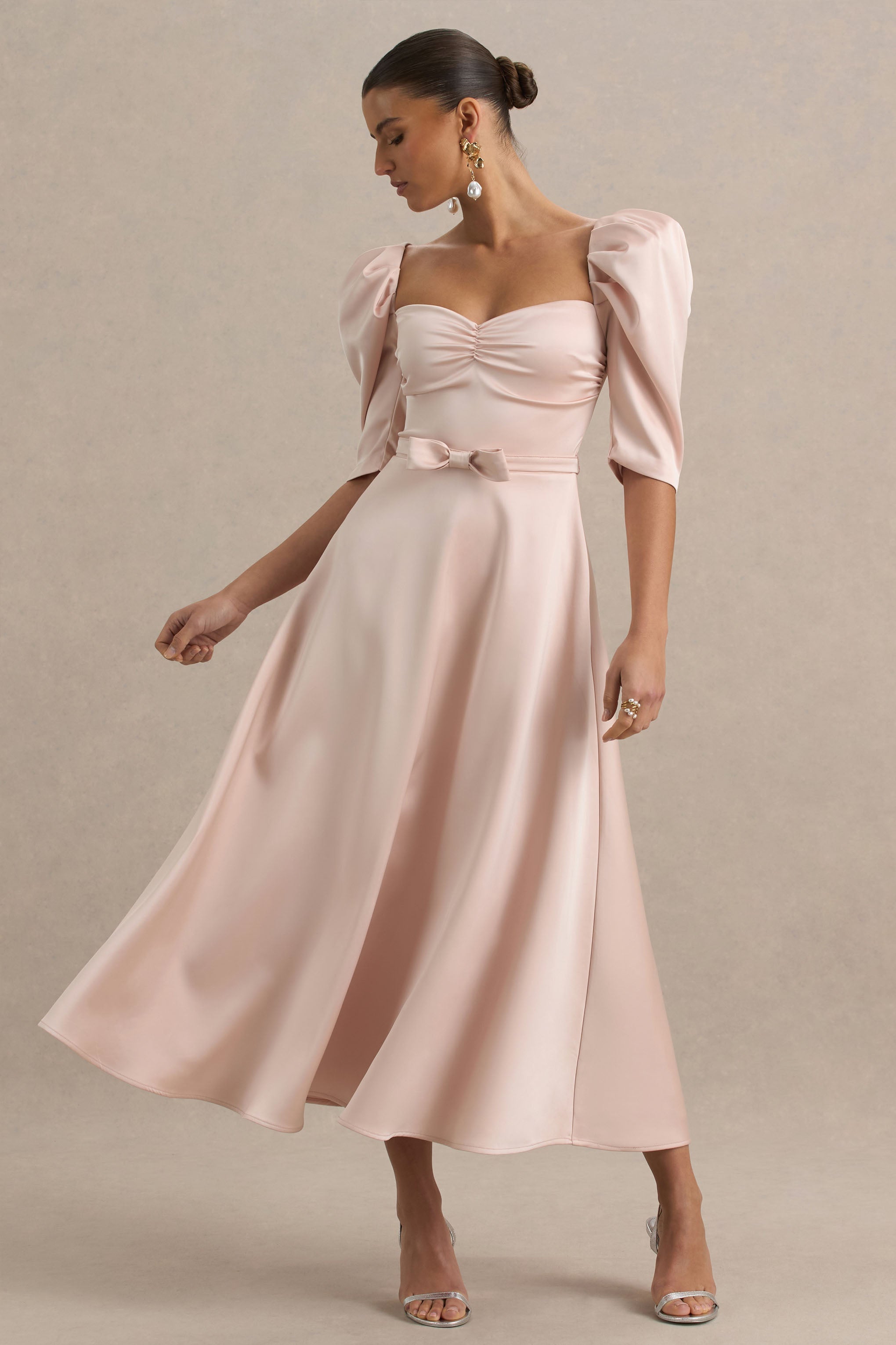 Rosey | Soluk Pembe Saten Kalp Yaka Midi Elbise