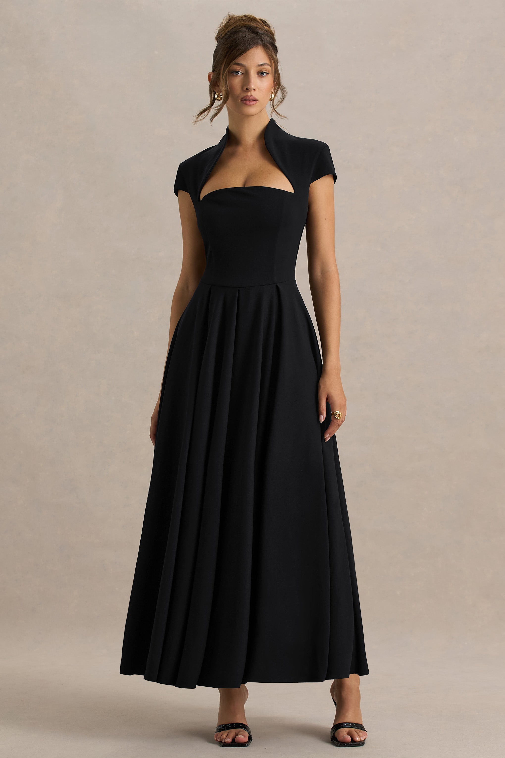 Scarlett | Siyah Asimetrik Yaka Maxi Elbise