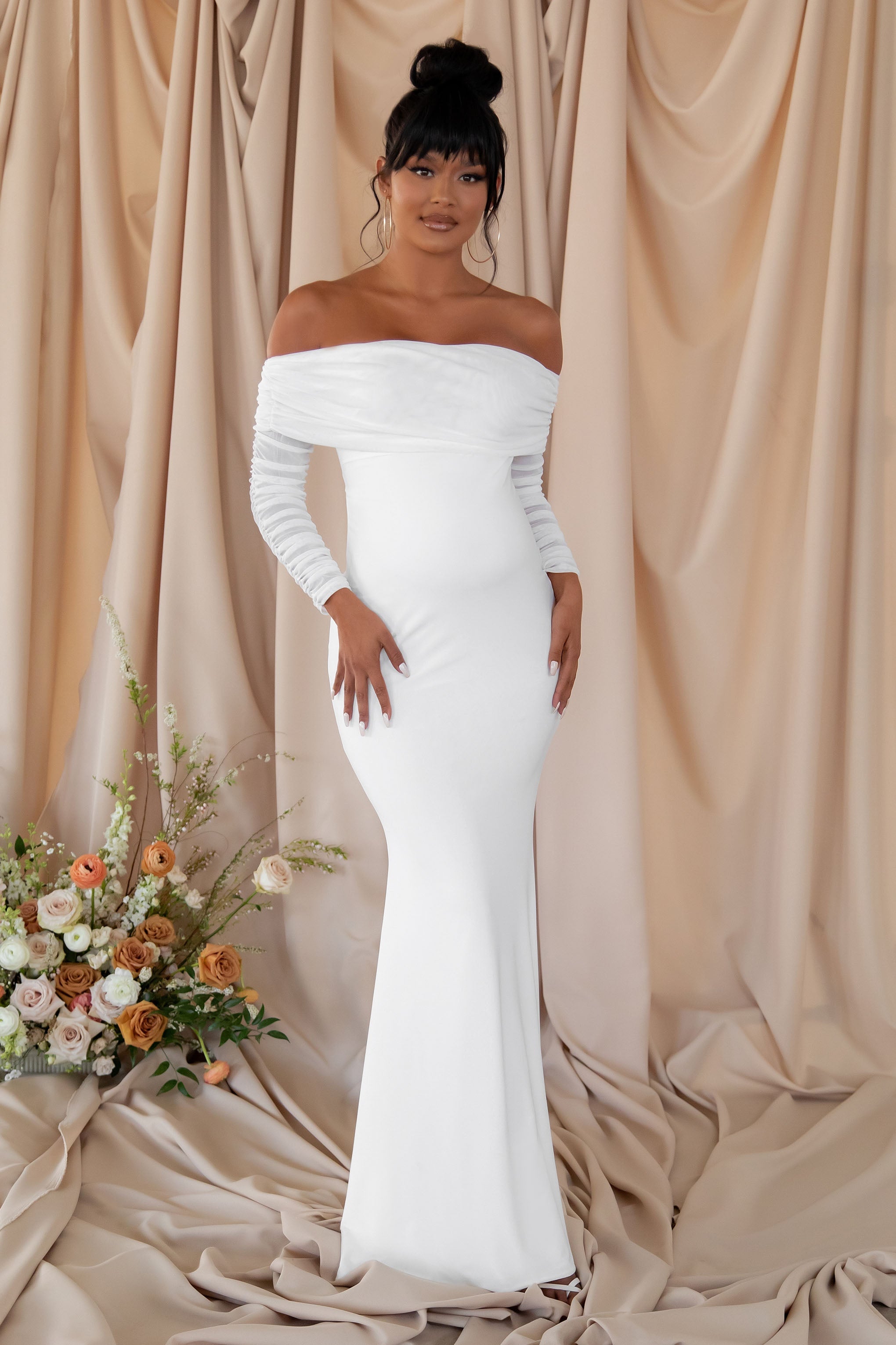 Çok Güzel | Beyaz Hamile Ruched Mesh Bardot Maxi Elbise