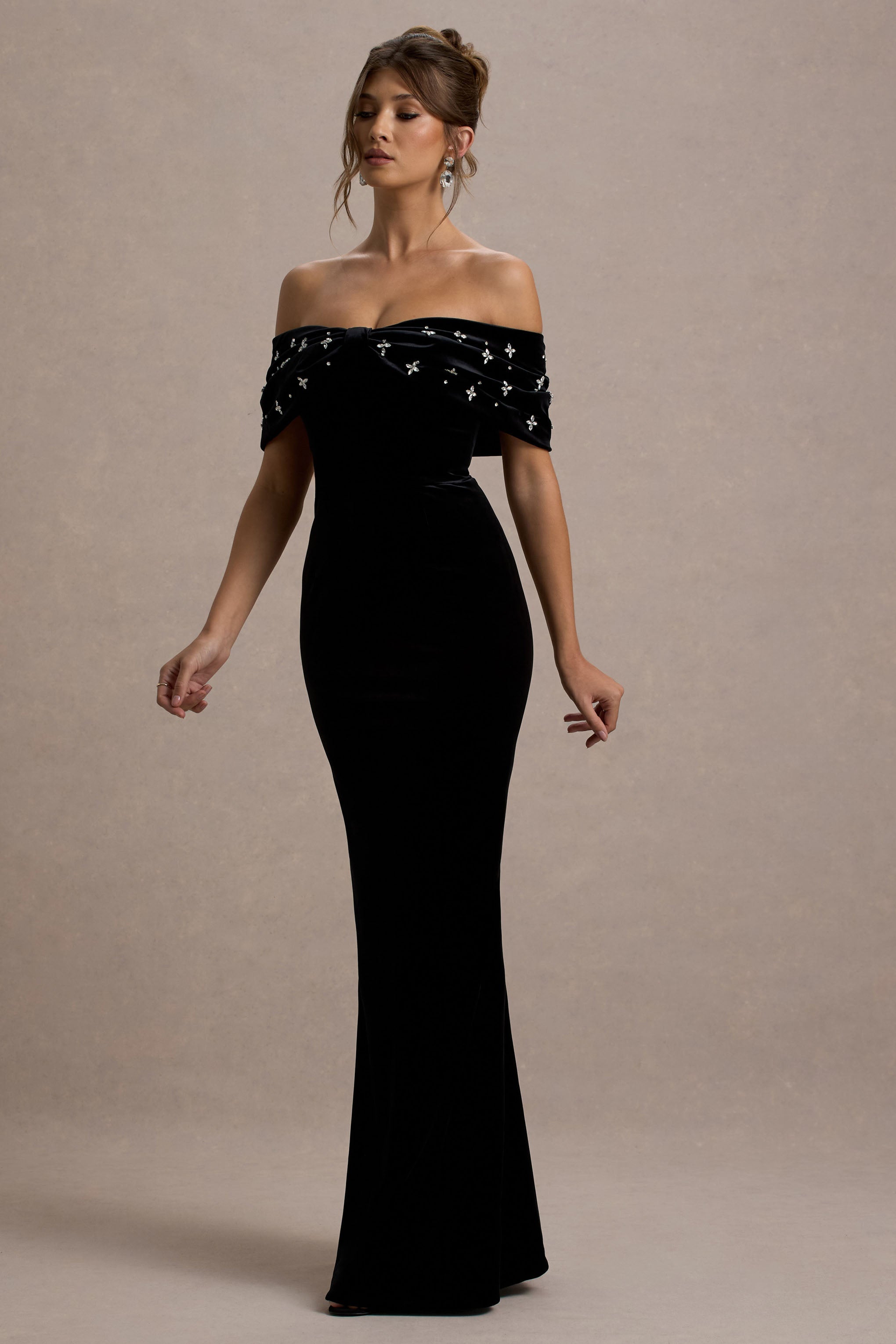 West End | Siyah Kadife Süslemeli Bardot Maxi Elbise