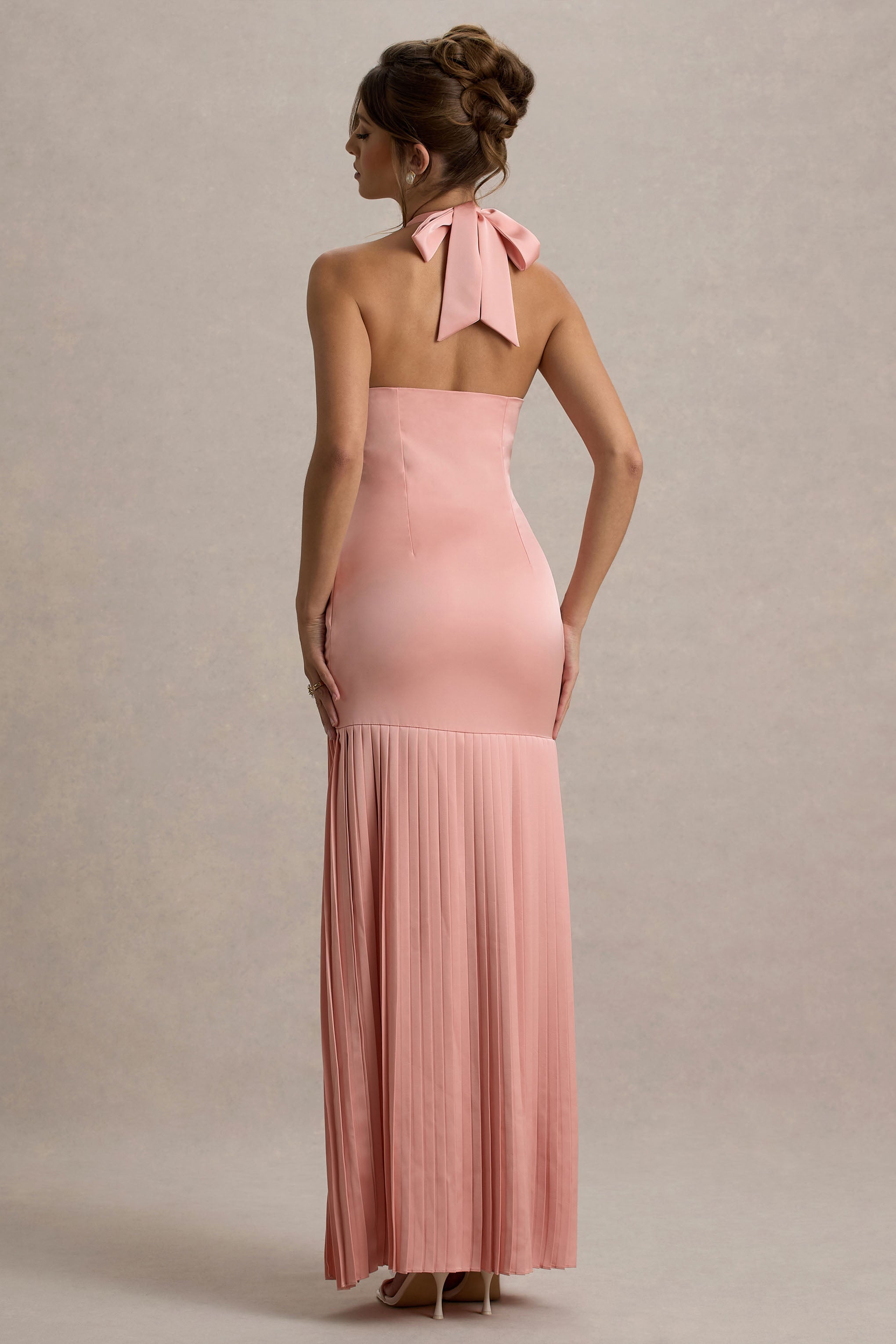 Sansa | Açık Pembe Saten Çapraz Halter Yaka Plise Maxi Elbise