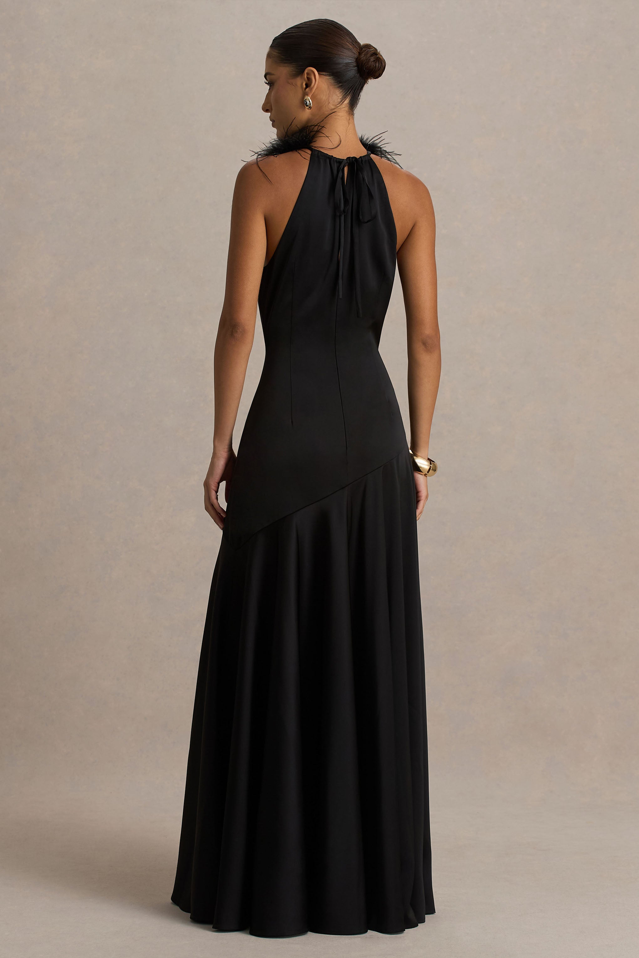Jemima | Saten Halter Yaka Maxi Elbise Tüy Detaylı
