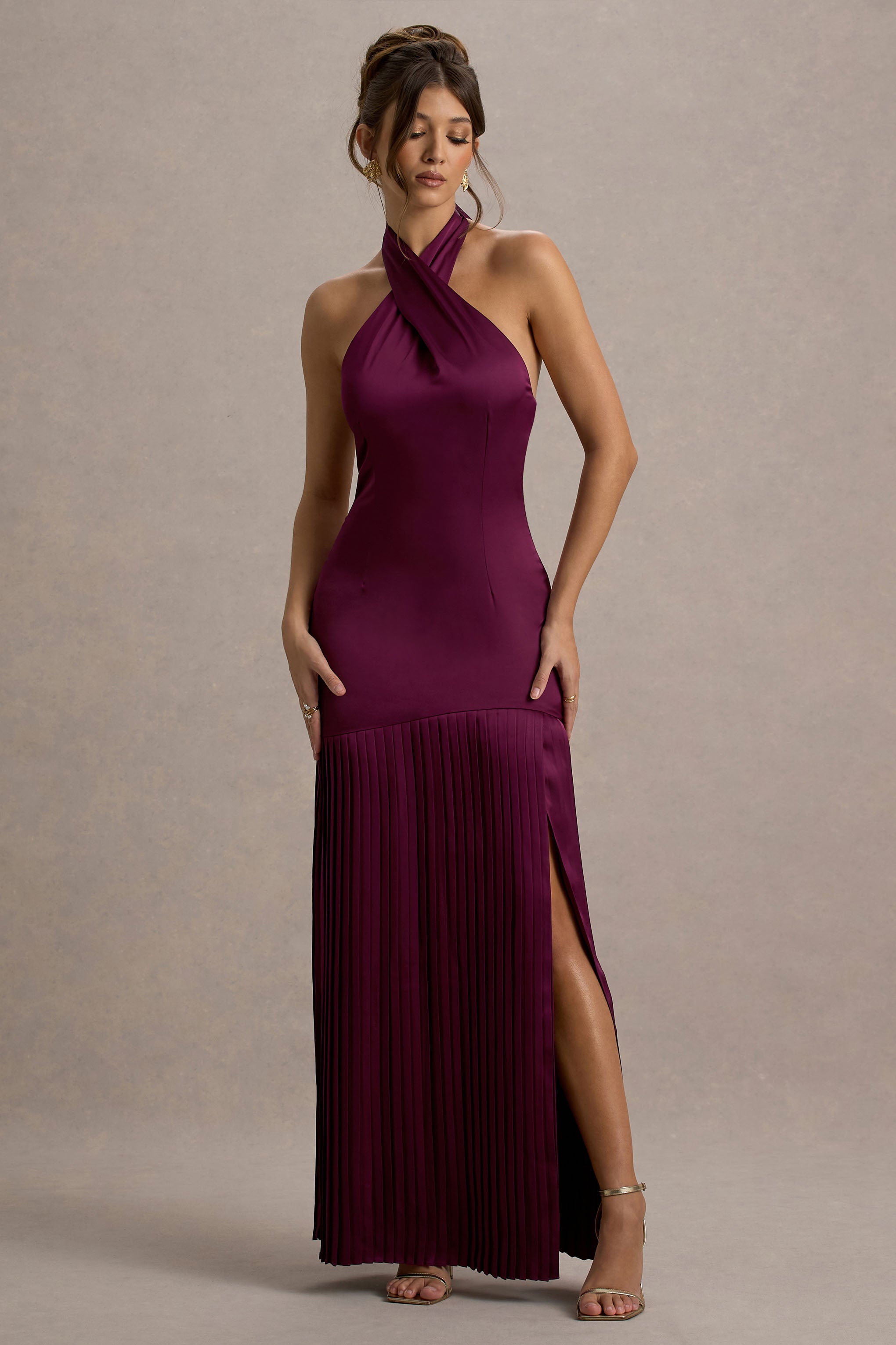 Sansa | Bordo Saten Çapraz Halter Yaka Plise Maxi Elbise