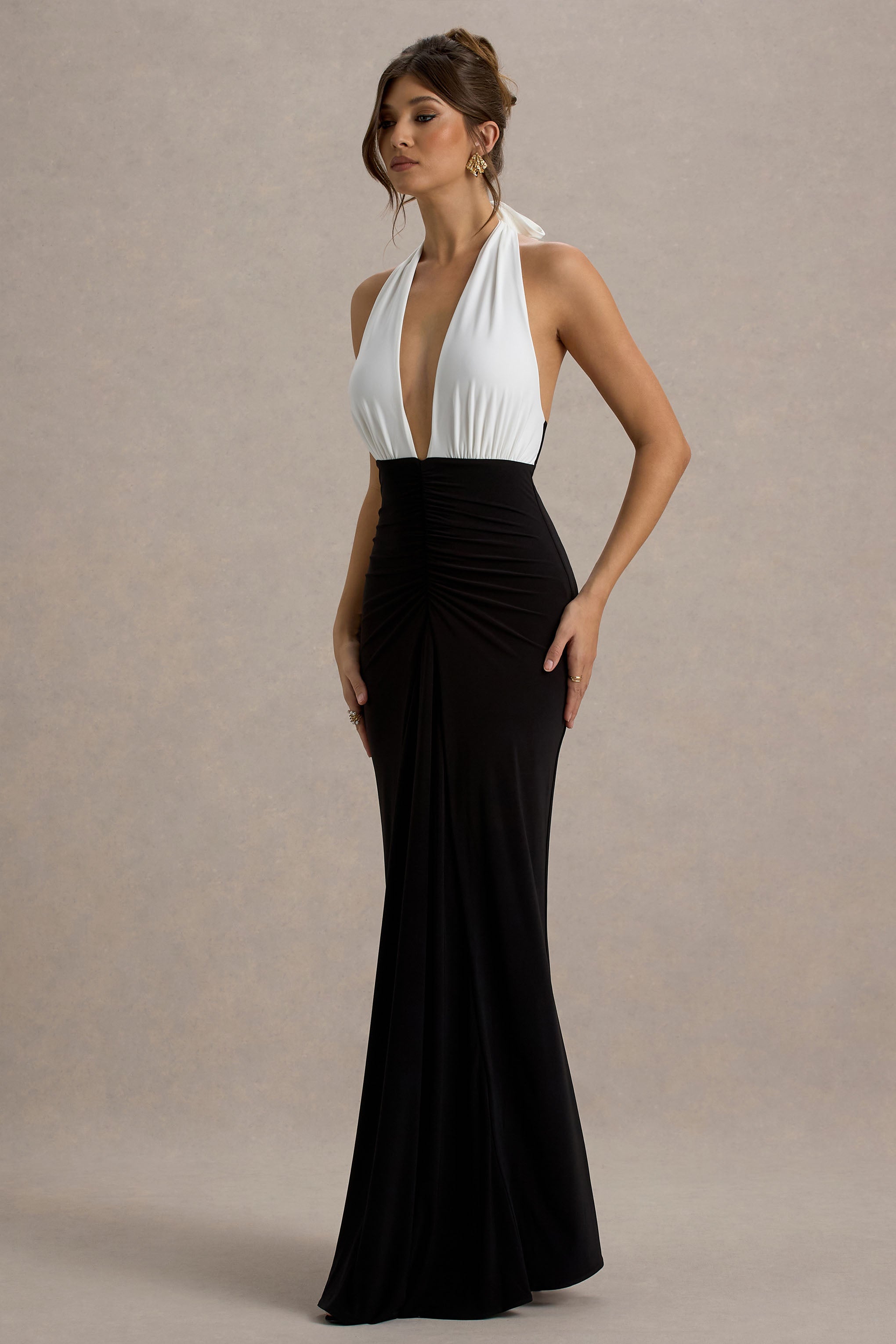 Payton | Siyah & Beyaz Şifon Halter Yaka Maxi Elbise