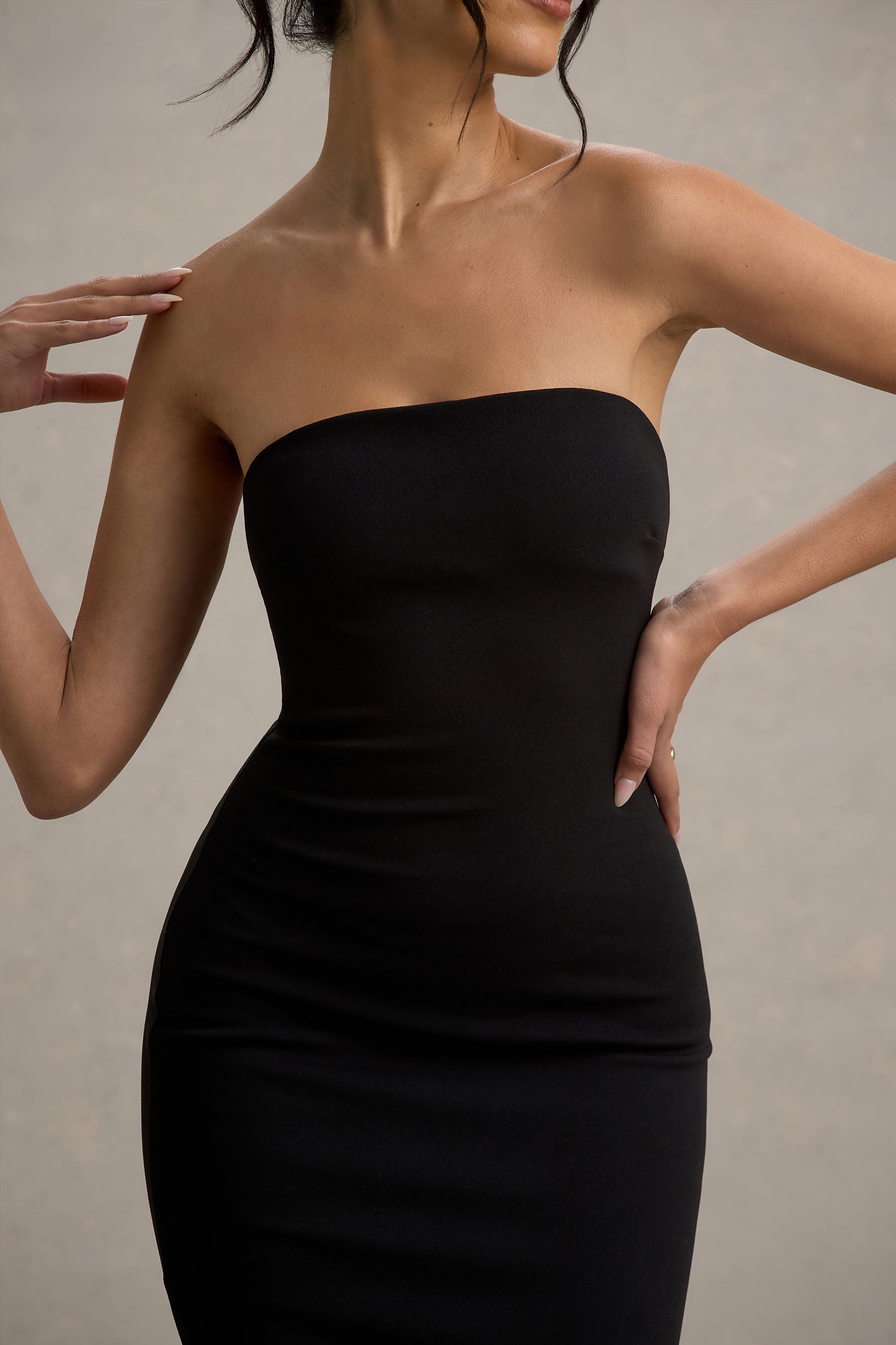 Angela | Siyah Bandeau Fishtail Maxi Elbise