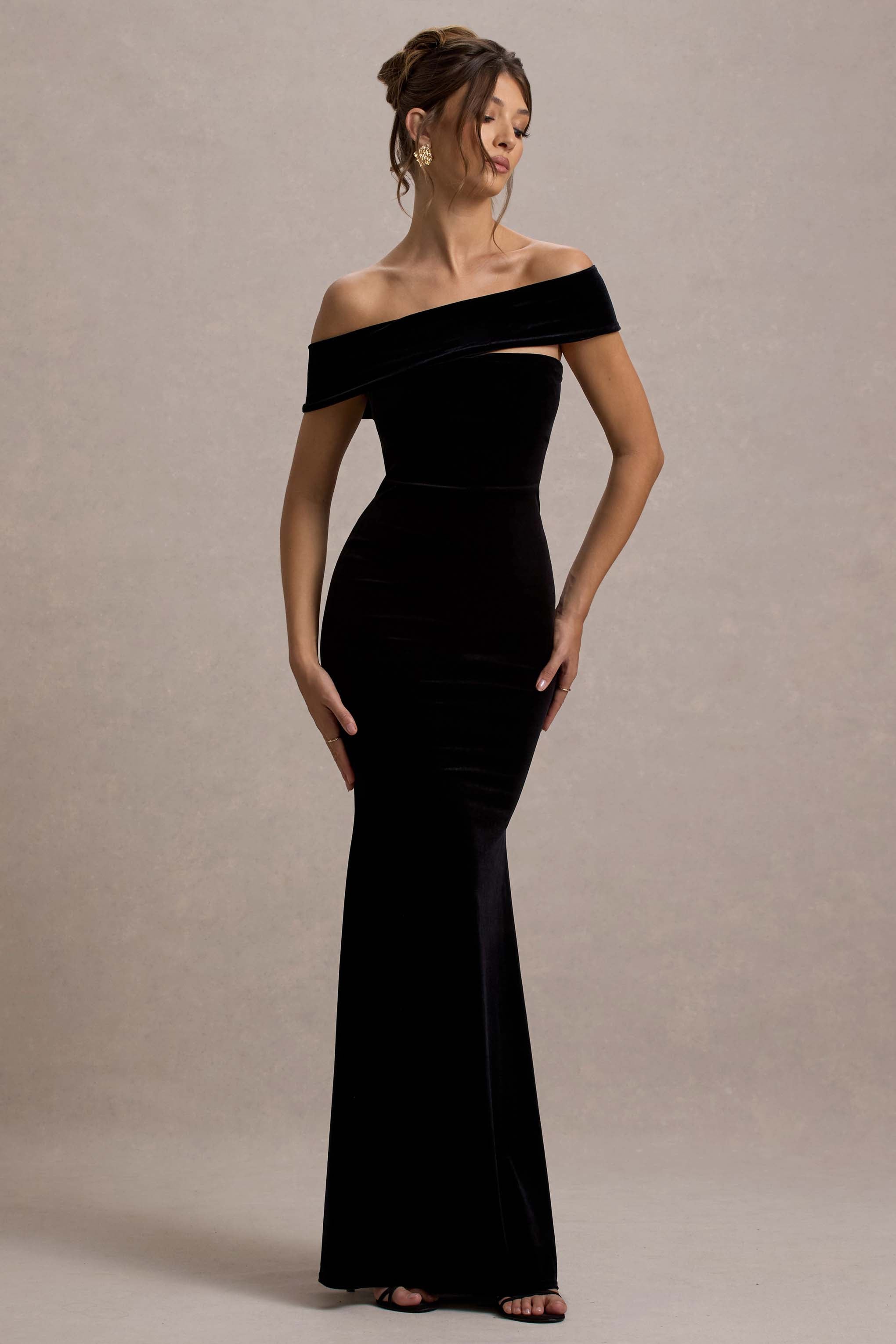 Candela | Siyah Kadife Asimetrik Bardot Maxi Elbise