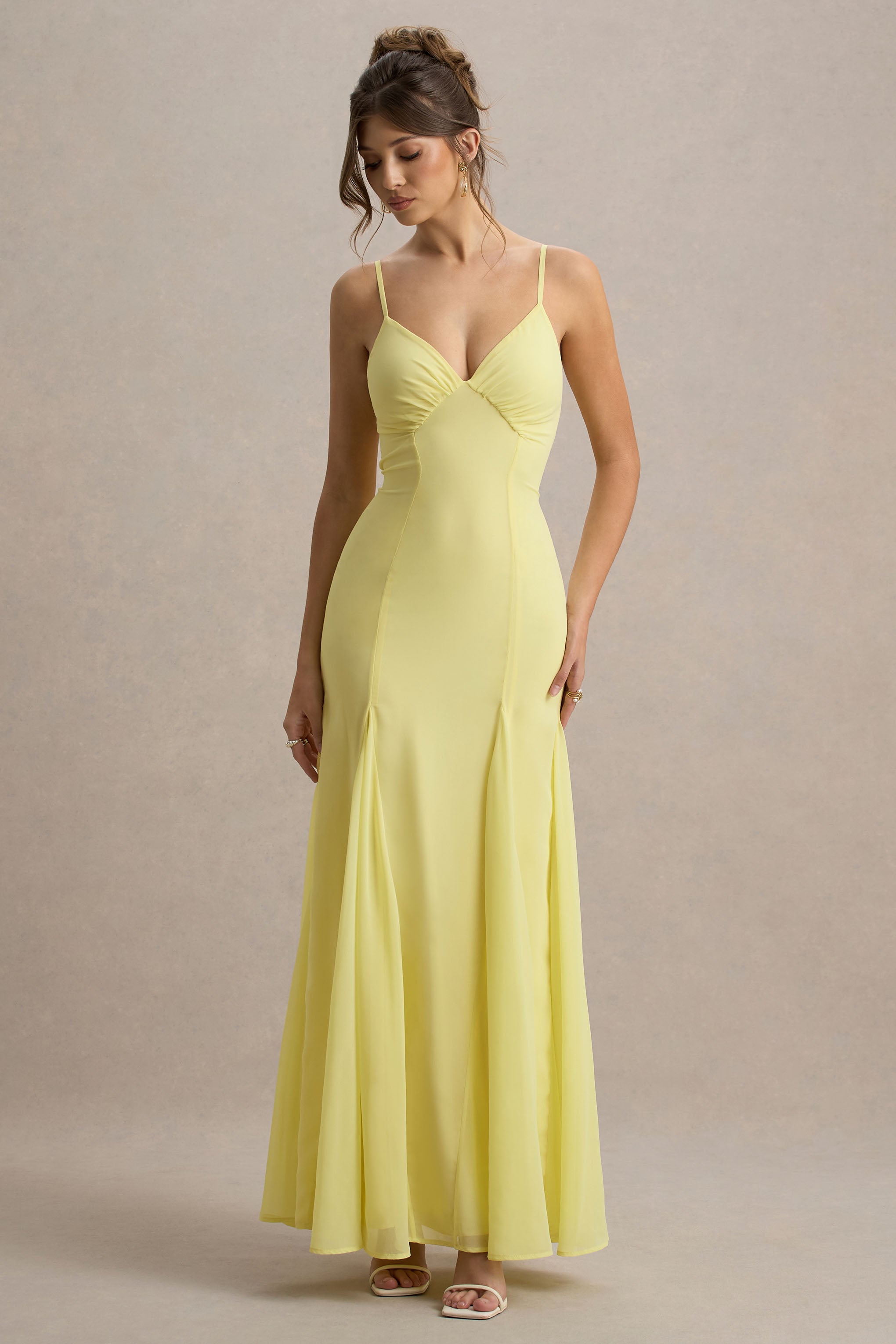 Massie | Hacimli Kenar Detaylı Limon Chiffon Askılı Maxi Elbise