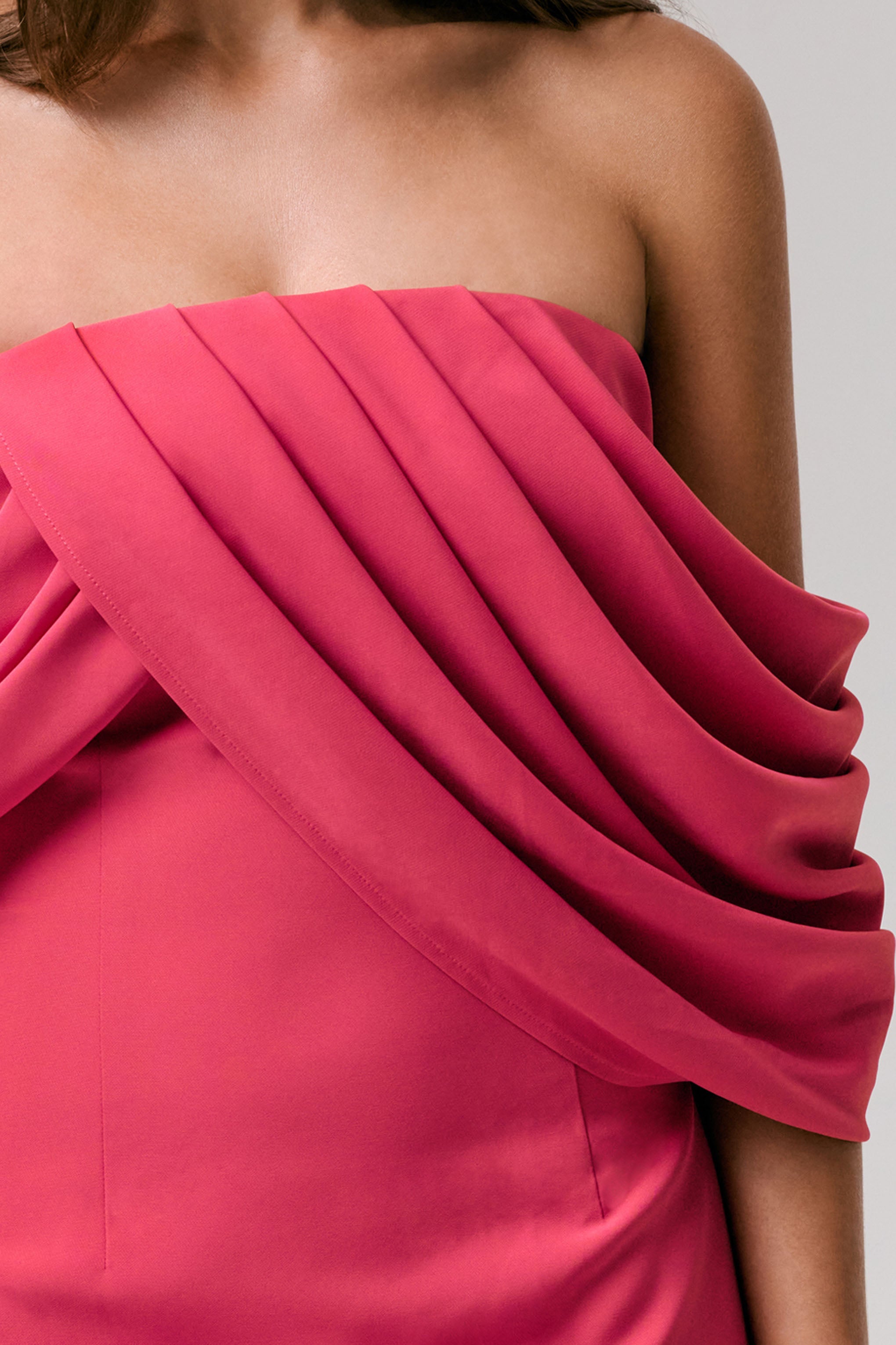 Serene | Sıcak Pembe Drapeli Bardot Maxi Elbise