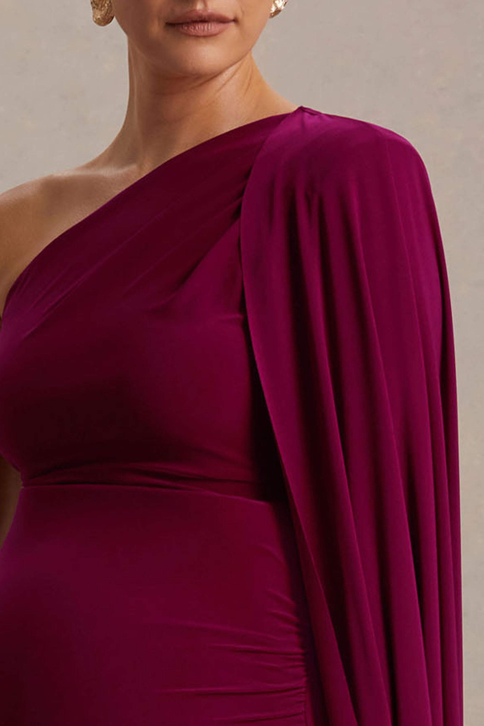Amaryllis | Berry Hamile Tek Omuzlu Maxi Elbise ile Pelerin Kol