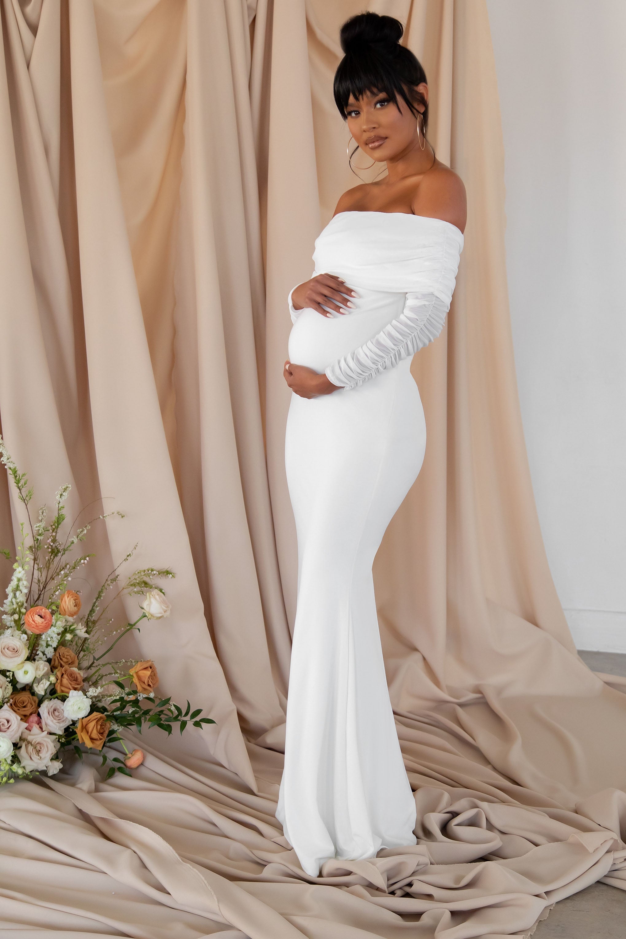 Çok Güzel | Beyaz Hamile Ruched Mesh Bardot Maxi Elbise