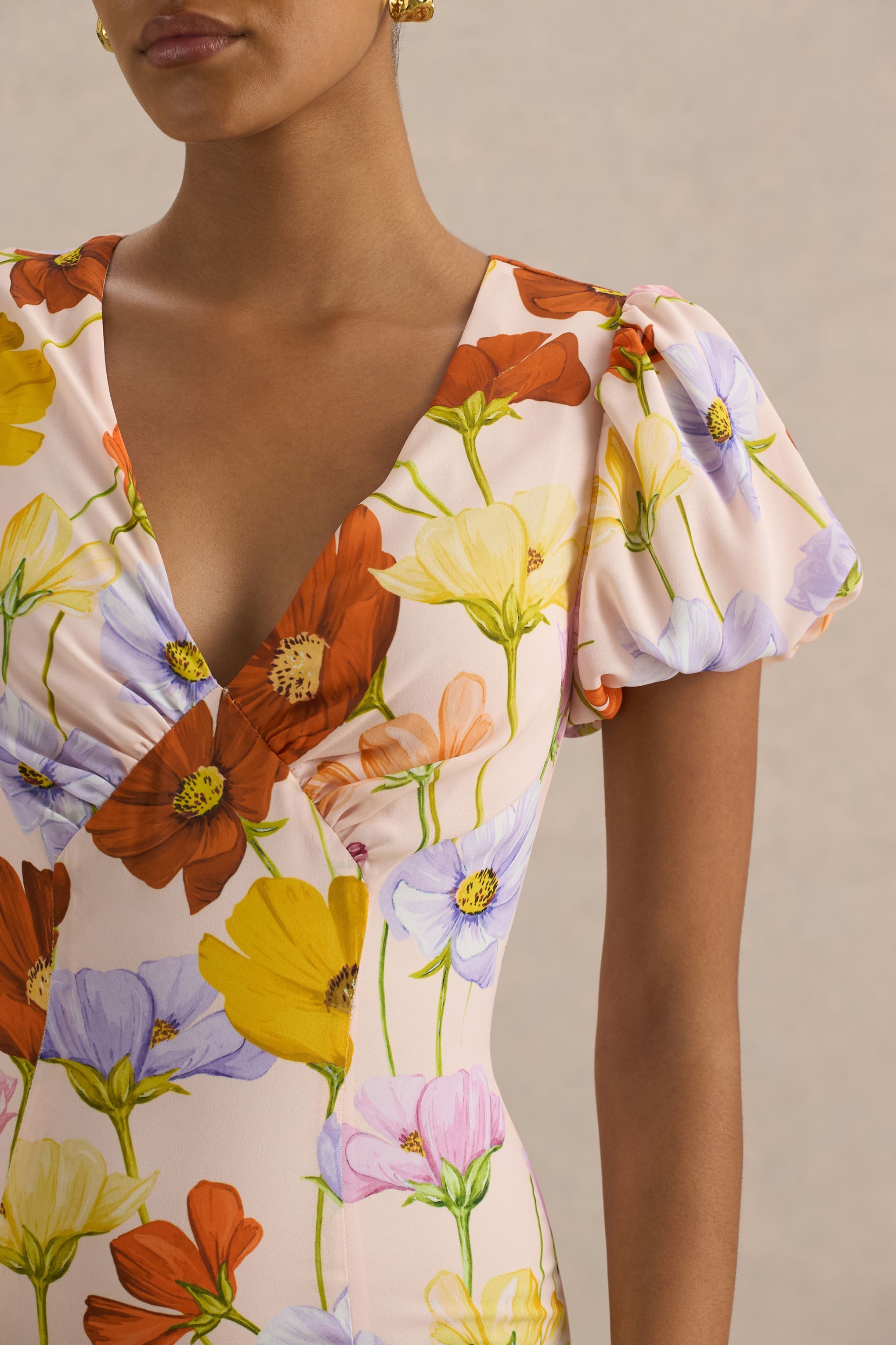 Ginny | Parlak Çiçek Desenli Kabarmalı Kol Maxi Elbise