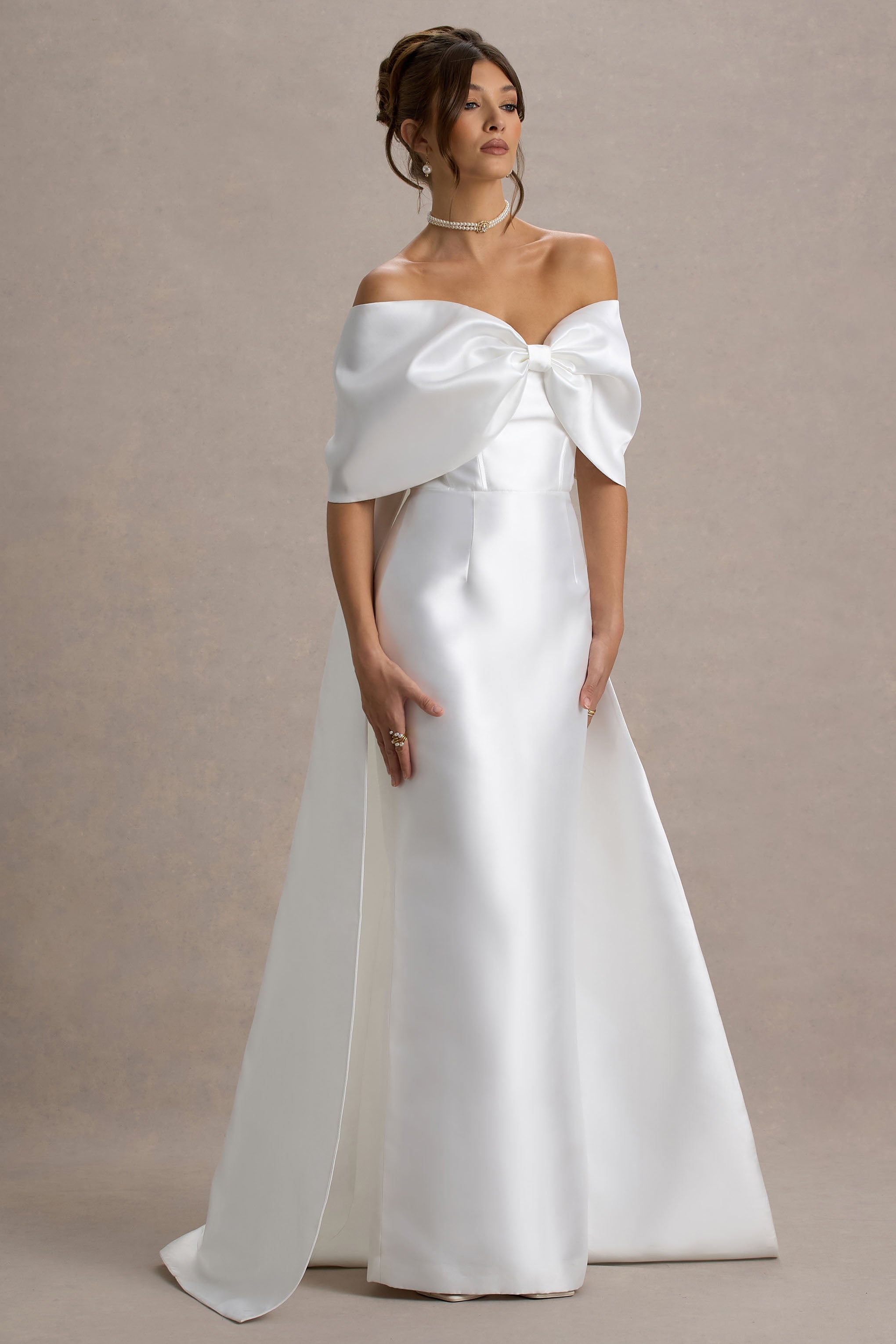 Daha Fazlasını İstemek | Büyük Kemerli Off White Saten Maxi Elbise