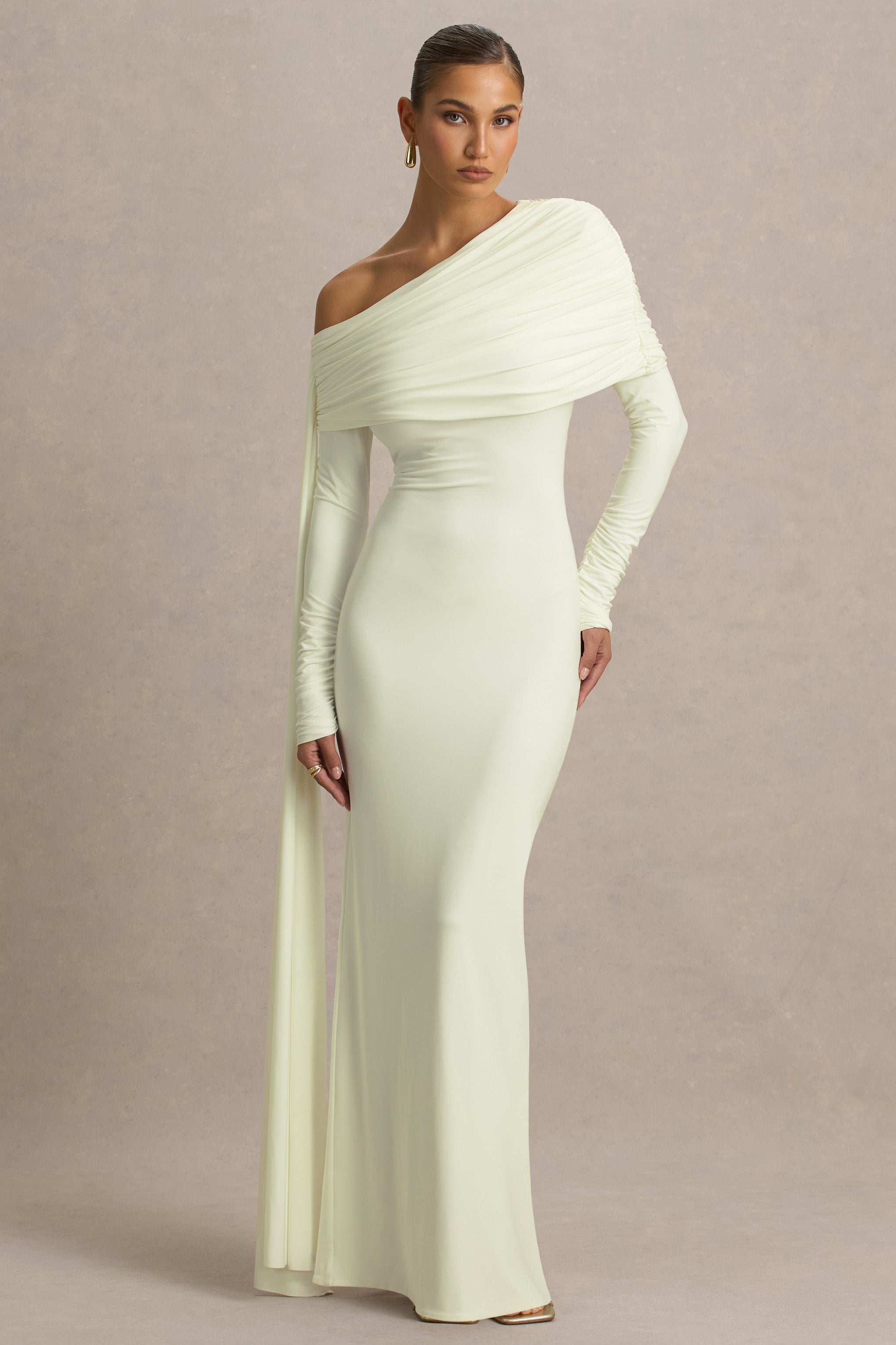 Octavia | Sash ve Fırfır Detaylı Krem Bardot Yaka Maxi Elbise