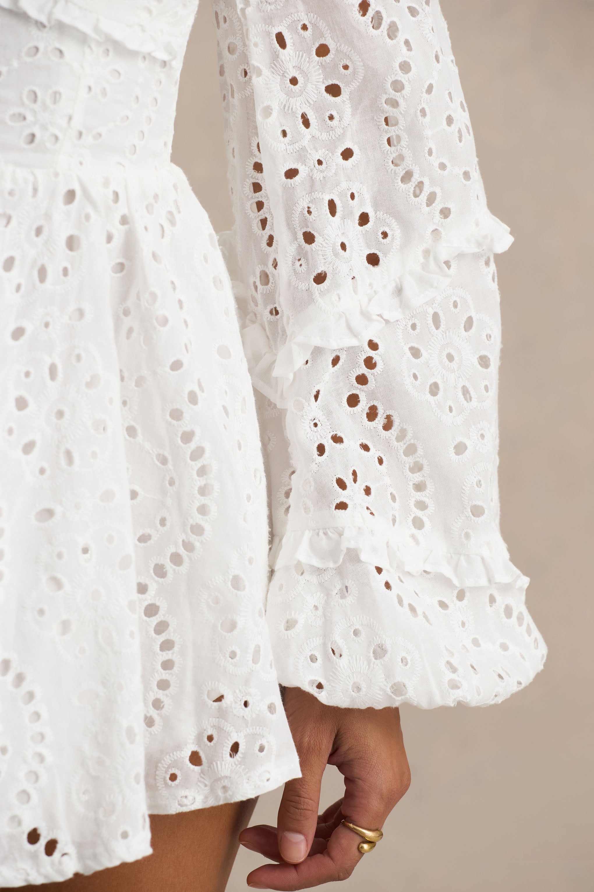 Mariella | Beyaz Broderie Bardot Volanlı Tulum