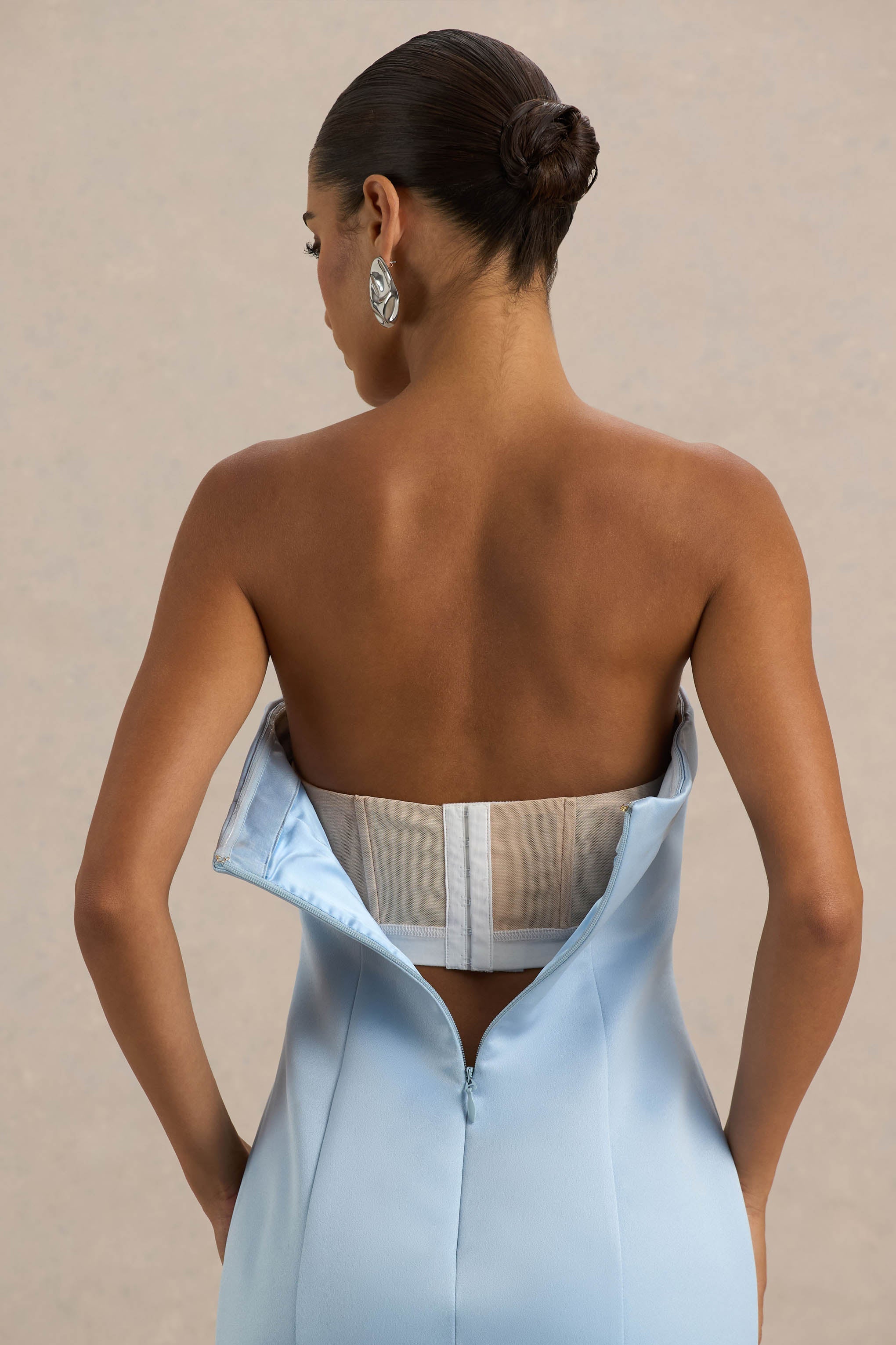 Trinity | Franjeli Pudra Mavi Saten Bandeau Maxi Elbise