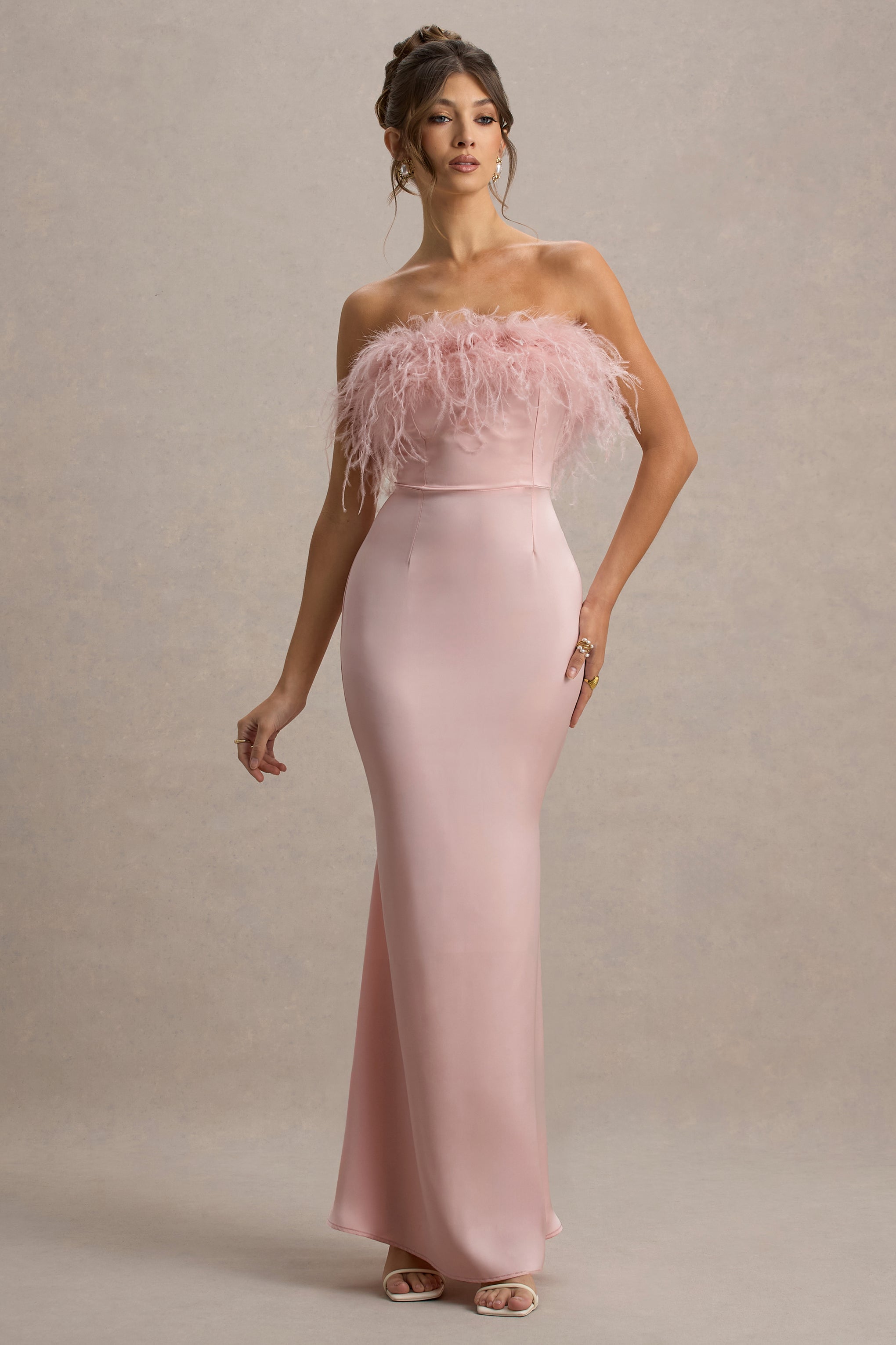 Özel Günler İçin Elbise | Soluk Pembe Saten Tüy Detaylı Bandeau Maxi Elbise